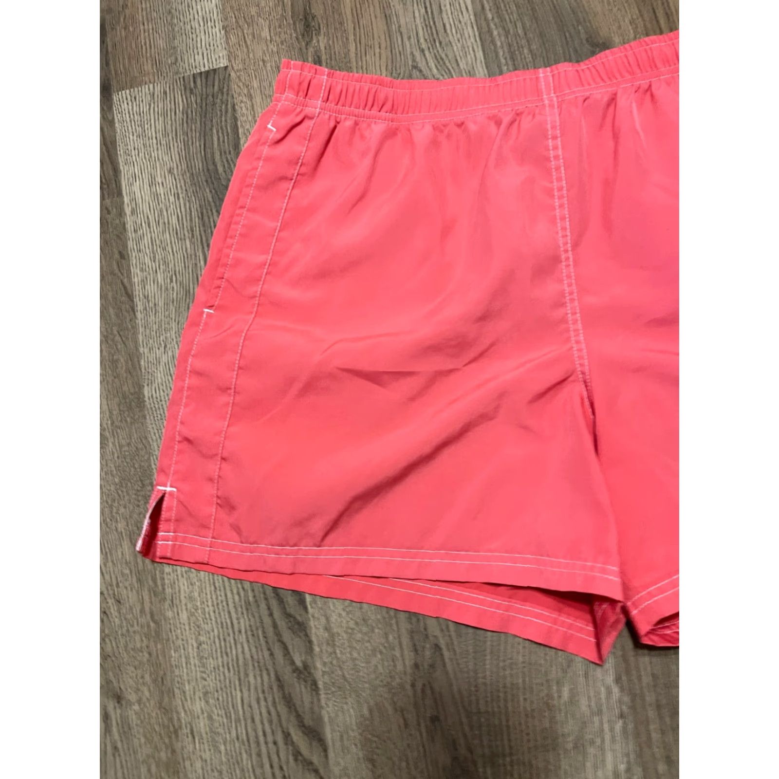 Nike Nike Shorts Women L Red Tie Waist Sweat Casual Size 36" / US 14 / IT 50 - 3 Thumbnail