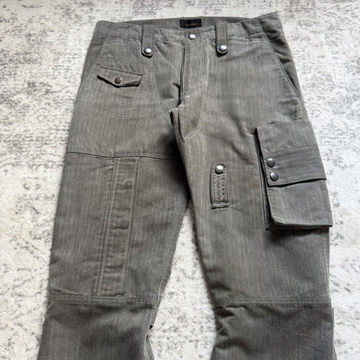 Issey Miyake 2000s Tete Homme Japan Gun Pocket Reconstructed Flare Cargo Size US 30 / EU 46 - 3 Thumbnail