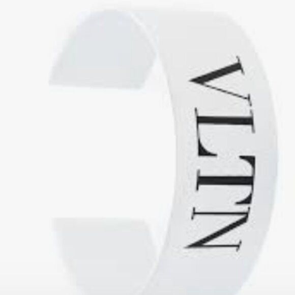 Valentino Valentino Garavani Logo-print enamel cuff Size ONE SIZE - 5 Thumbnail