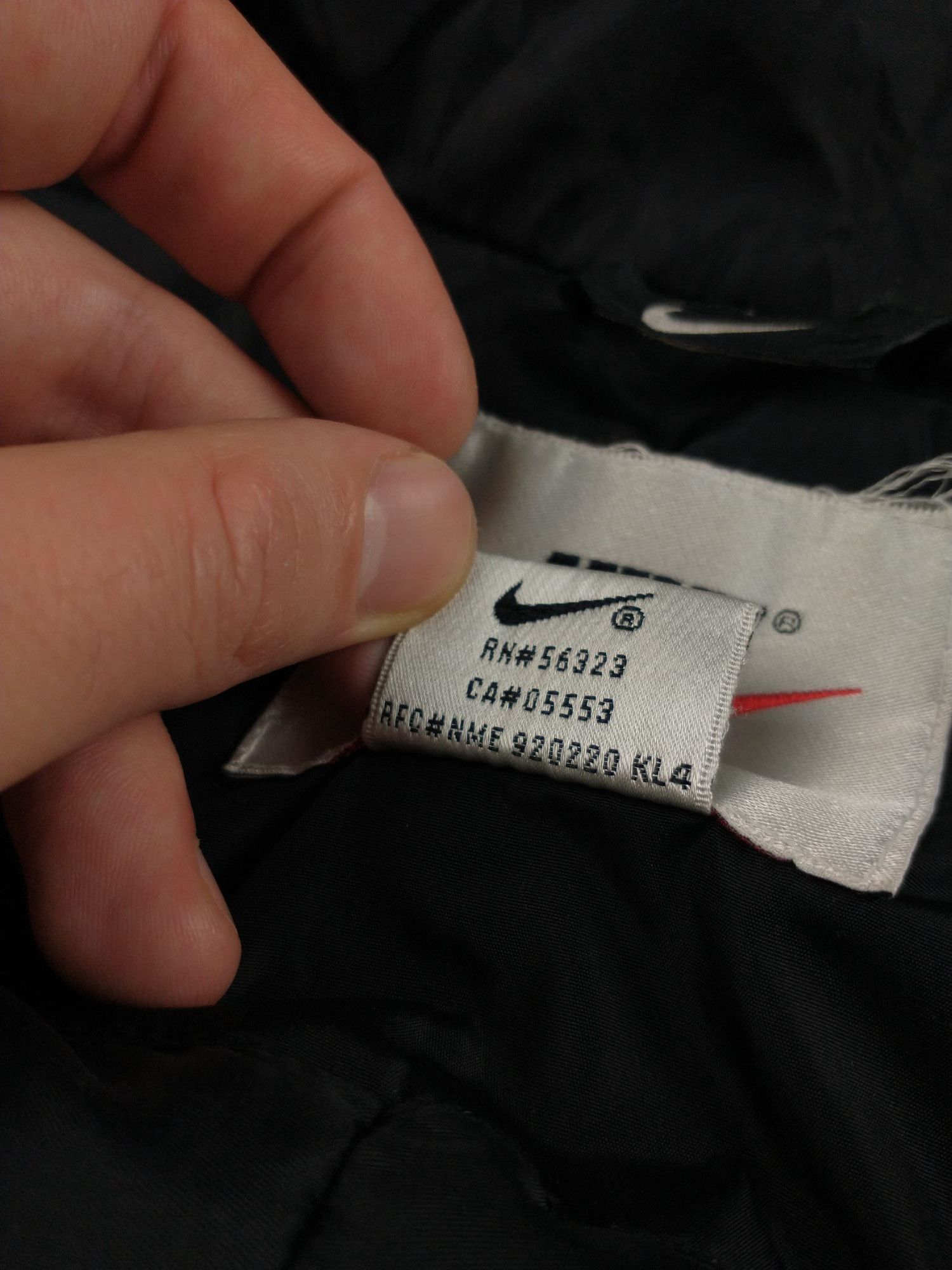 Nike Vintage 90s Nike Jacket Swoosh Black and Yellow Hooded Size US L / EU 52-54 / 3 - 4 Thumbnail