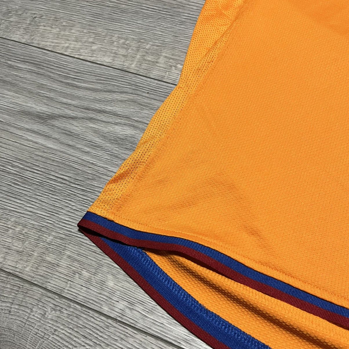 Nike Barcelona Ronaldinho Nike Jersey Size US M / EU 48-50 / 2 - 7 Thumbnail