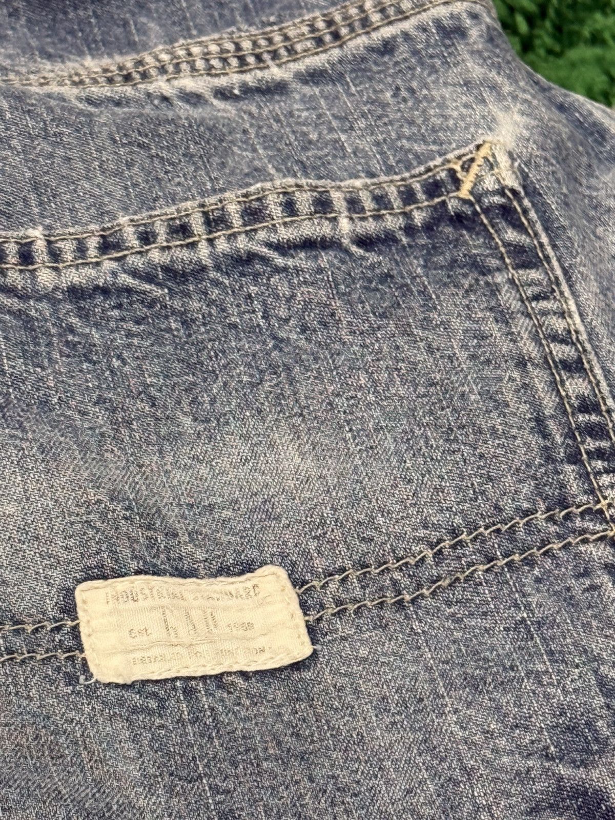Gap 2004 Distressed Thrashed Vintage Gap Carpenter Jeans 31 x 30 Size US 31 - 8 Thumbnail