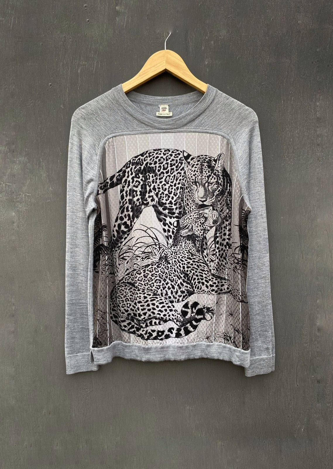 Hermes Hermes Authentic jungle love silk cashmere sweater size 36 Size XS / US 0-2 / IT 36-38 - 1 Thumbnail