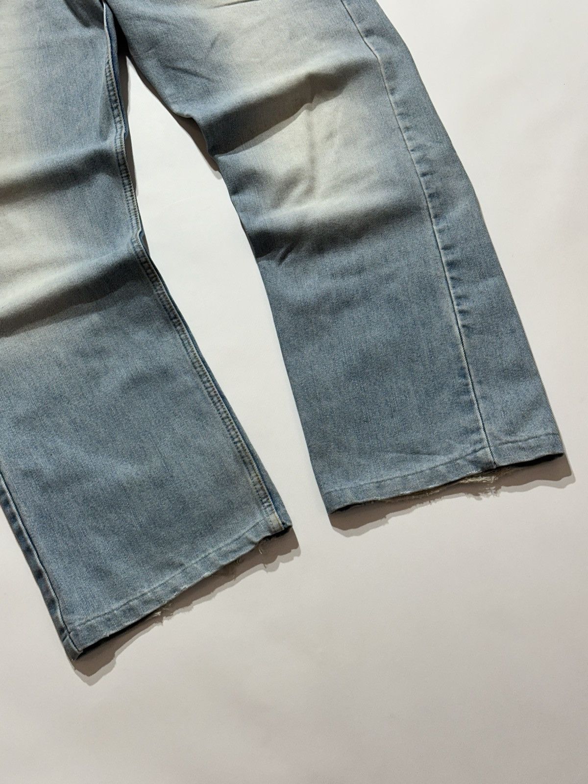 Levi's Vintage Clothing Vintage 90s Levi's Distressed Baggy-Fit Size US 34 / EU 50 - 5 Thumbnail