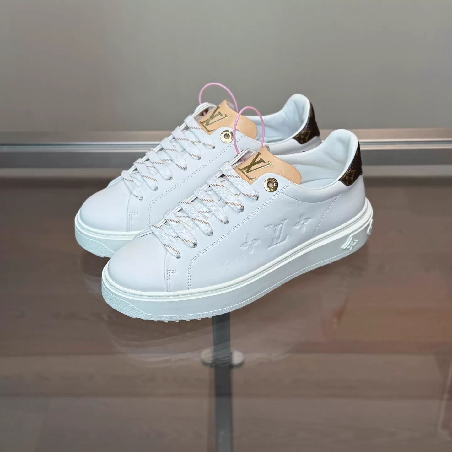 Louis Vuitton LV Time Out Monogram Charm White Sneakers EUR 37.5 Size US 7 / IT 37 - 1 Thumbnail