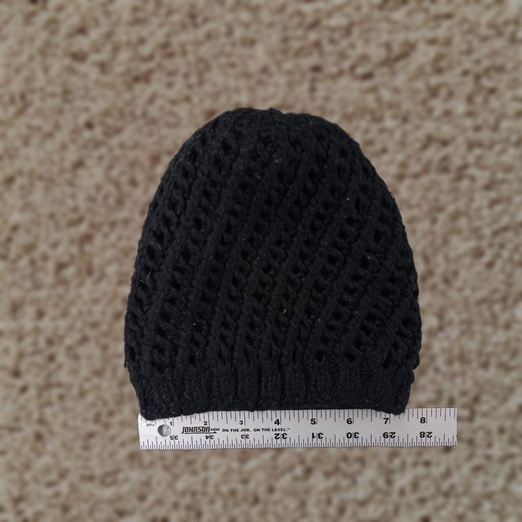 Vintage Beanie Toque Adult One Size Black Acrylic Wool Blend Criss Cross Knit Ski Hat/Cap Mens Beanie Black Knit Ski Size ONE SIZE - 1 Thumbnail