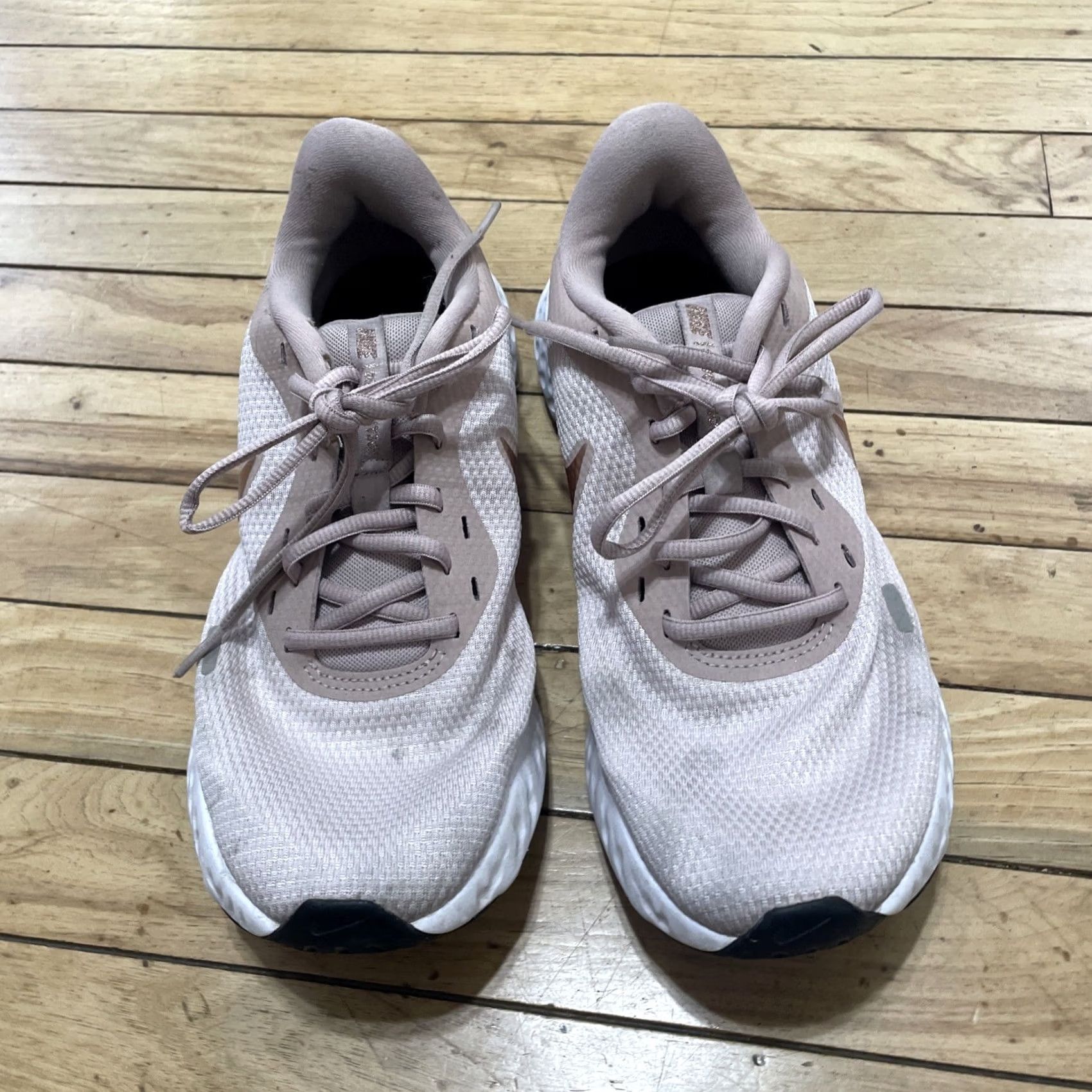 Nike Nike Revolution Running Sneakers Pink Womens 10 Breathable Lace Up Rubber Low Top Athletic Casual Sports Shoes Cap Rose 2021 Womens Size US 10 / IT 40 - 6 Thumbnail