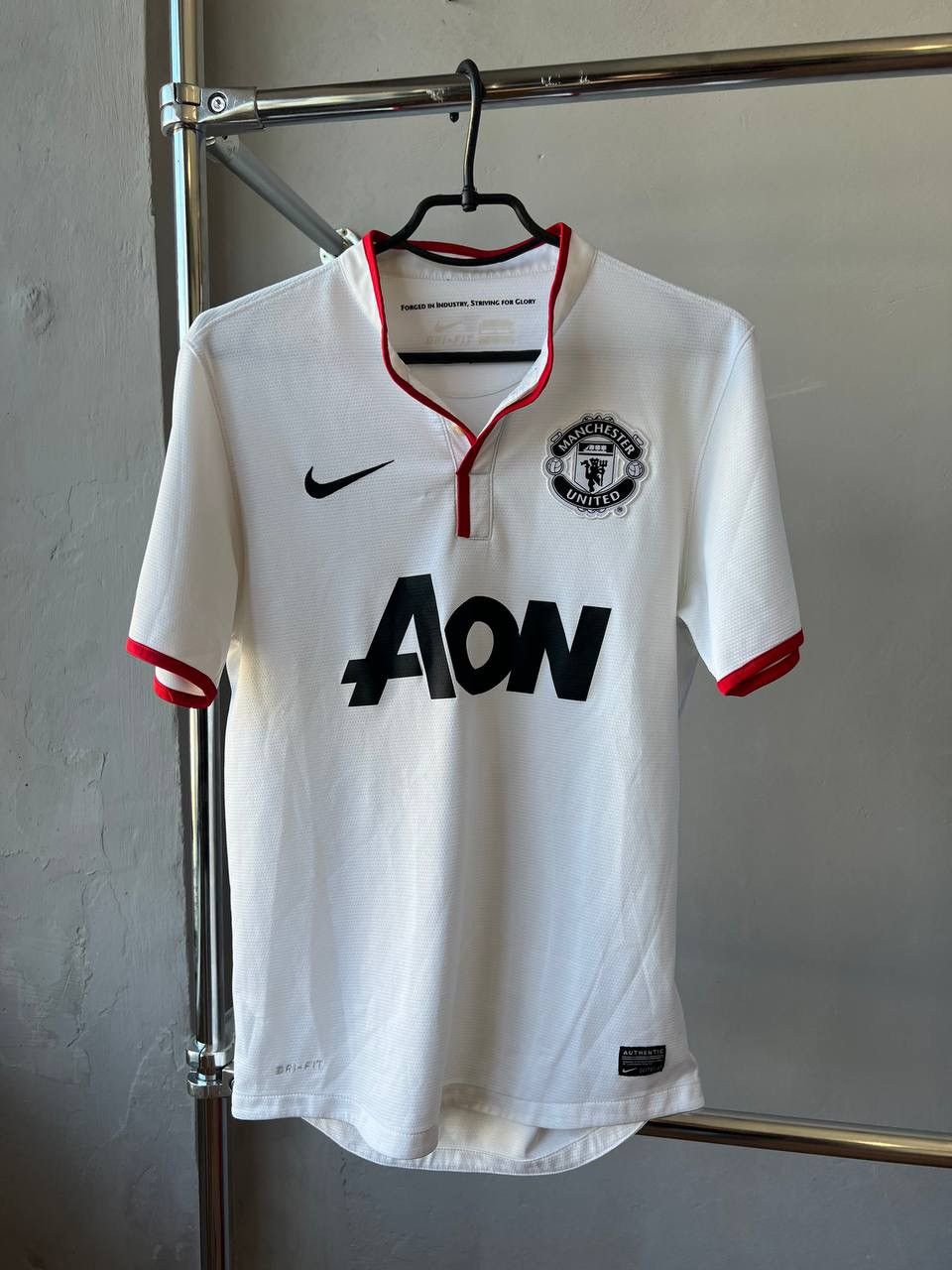 Nike 2012/14 MANCHESTER UNITED AWAY SOCCER JERSEY FOOTBALL SHIRT Size US S / EU 44-46 / 1 - 2 Thumbnail