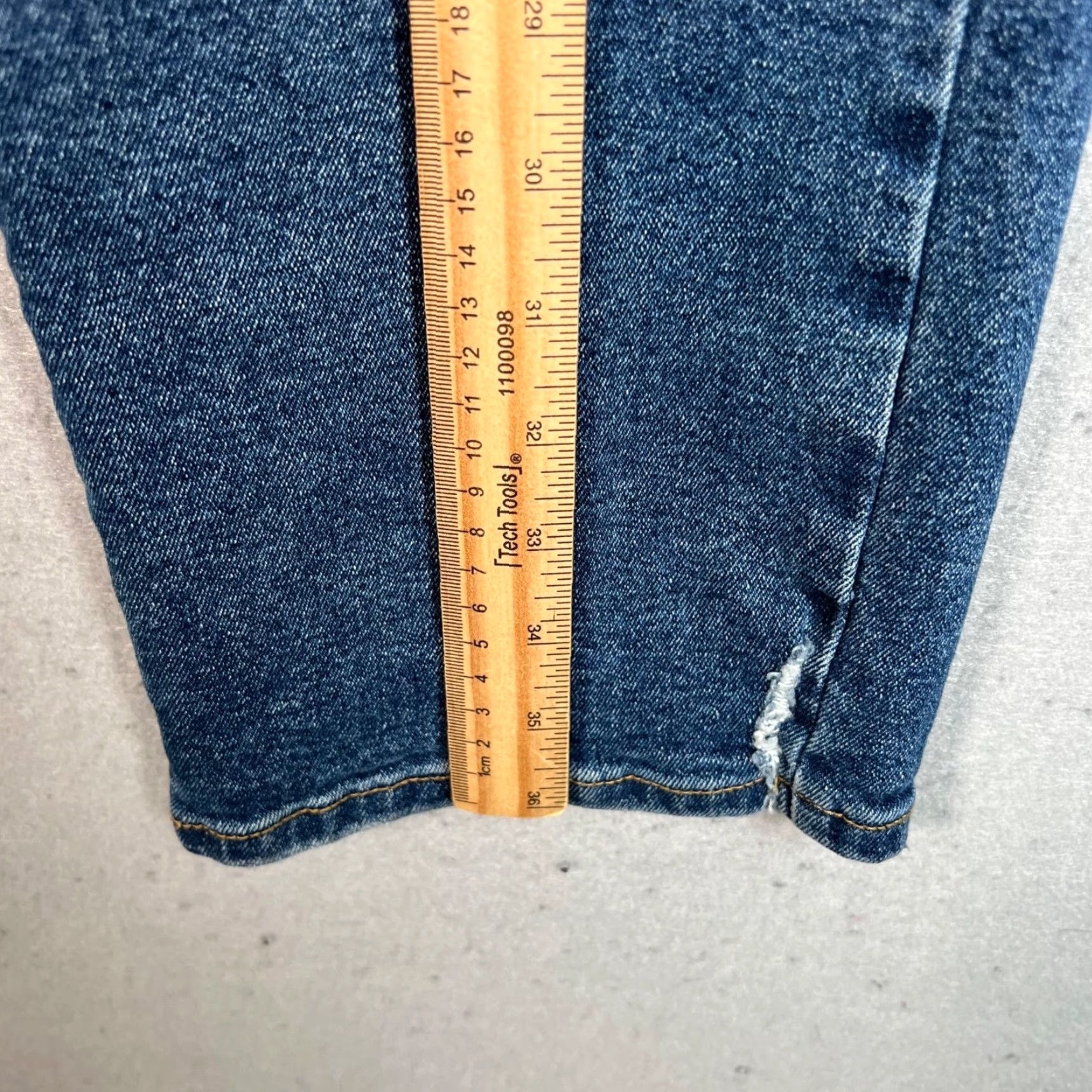 Zara VINTAGE Zara Womens Size 6 High-Waist Straight-Leg Denim Jeans Medium Wash Ankle Slit Size 28" / US 6 / IT 42 - 6 Thumbnail