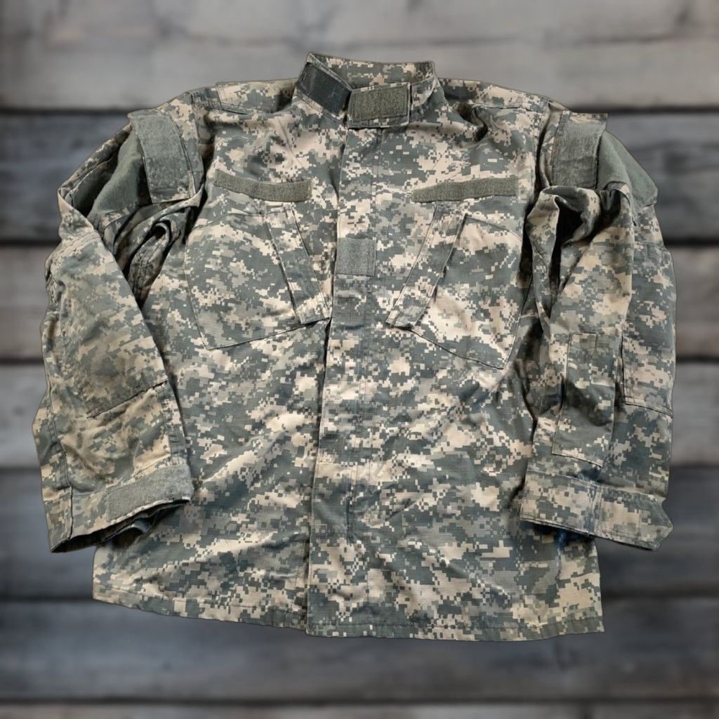 Vintage VINTAGE US Army Digital Camouflage Jacket Adult Medium Unicor Two-Way Zip Shacket Size US M / EU 48-50 / 2 - 1 Thumbnail
