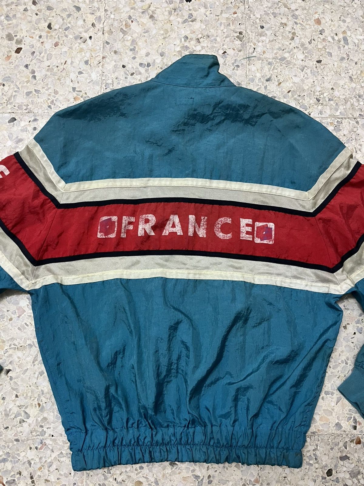 Vintage ELF Racing Team Vintage Jacket Faded Print – True 80s Vibes Size US L / EU 52-54 / 3 - 8 Thumbnail