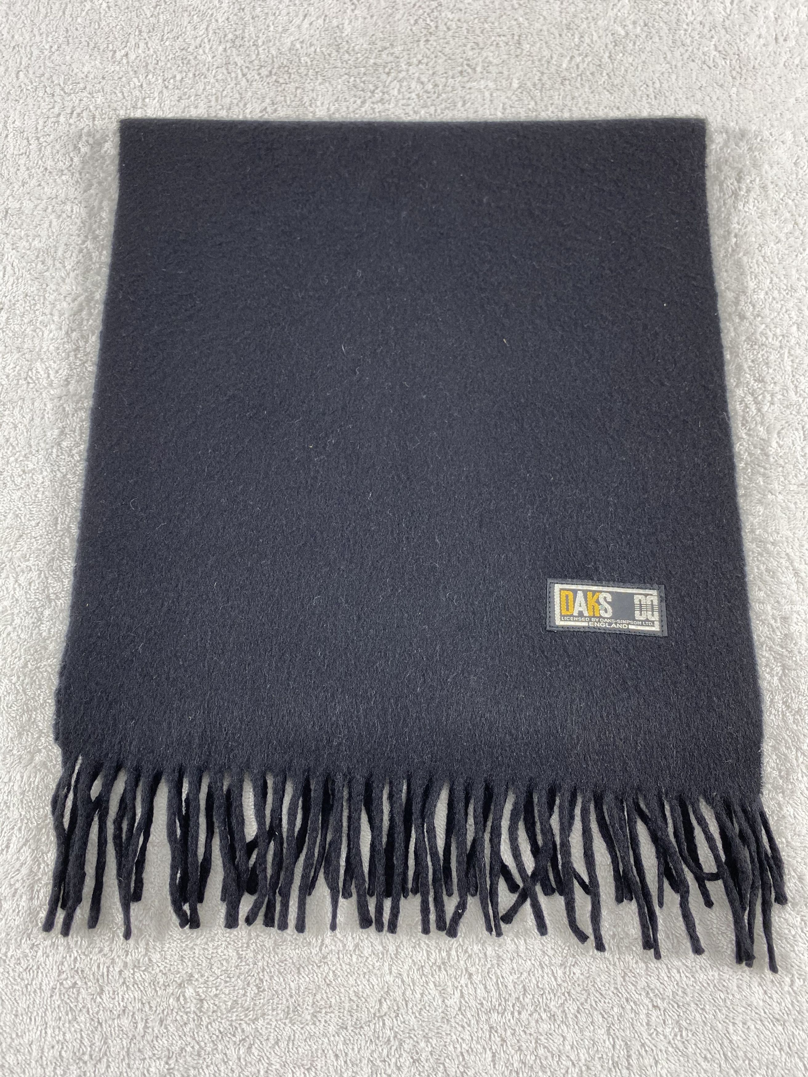 DAKS Vintage Daks Scarf/Muffler/Neckwear MF815 Size ONE SIZE - 2 Thumbnail