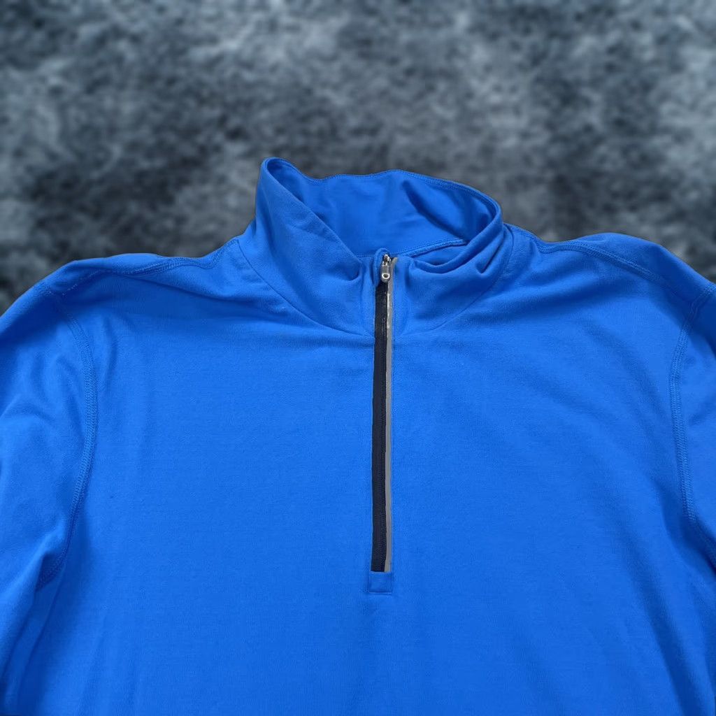 Lululemon Lululemon Jacket Mens Large Blue Black 1/4 Quarter Zip Pullover Stretch Gym Golf Size US L / EU 52-54 / 3 - 1 Thumbnail