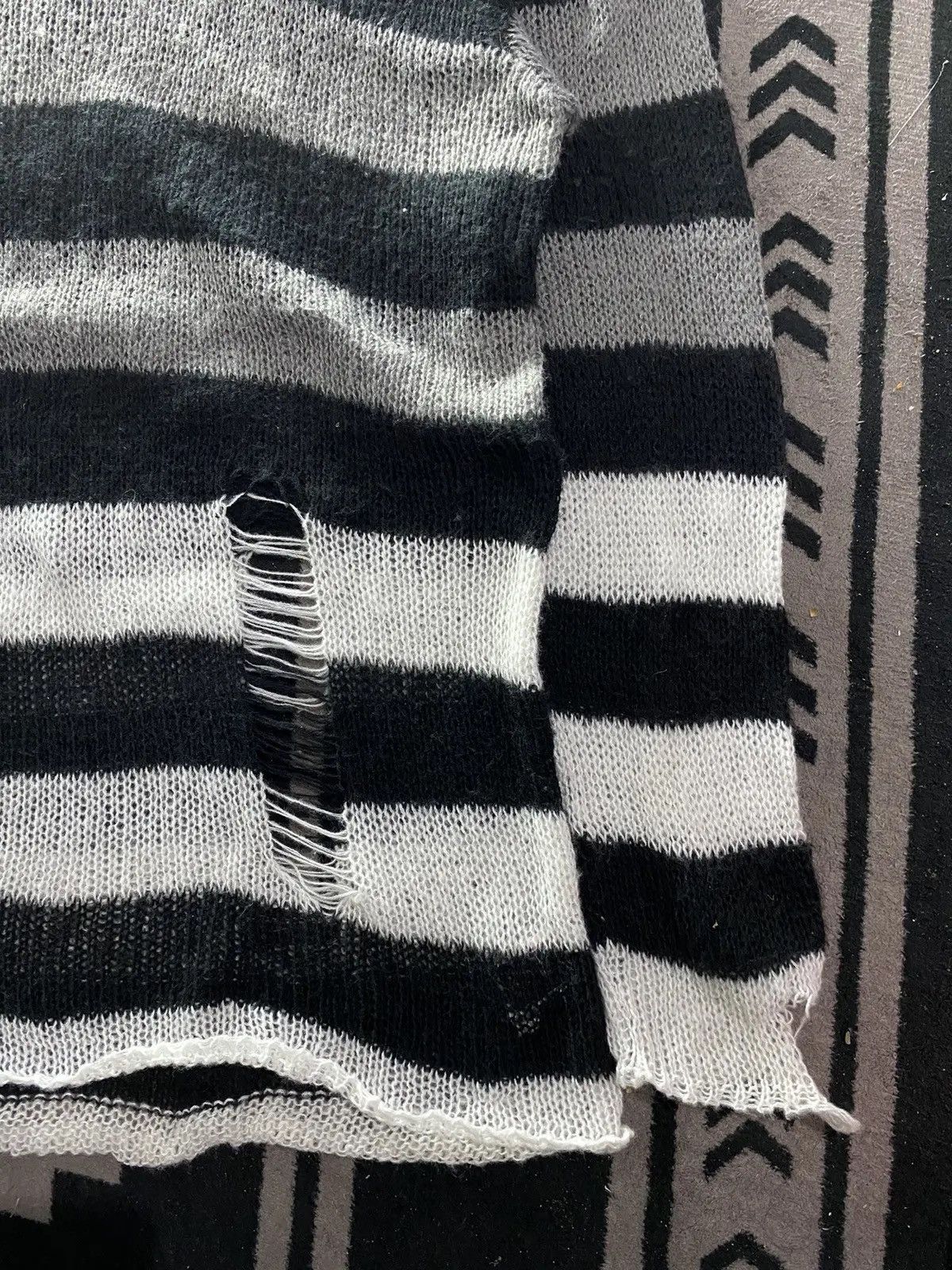 Beauty Beast 2000s junya style romwe destroyed knit seditionaries Size US L / EU 52-54 / 3 - 3 Thumbnail