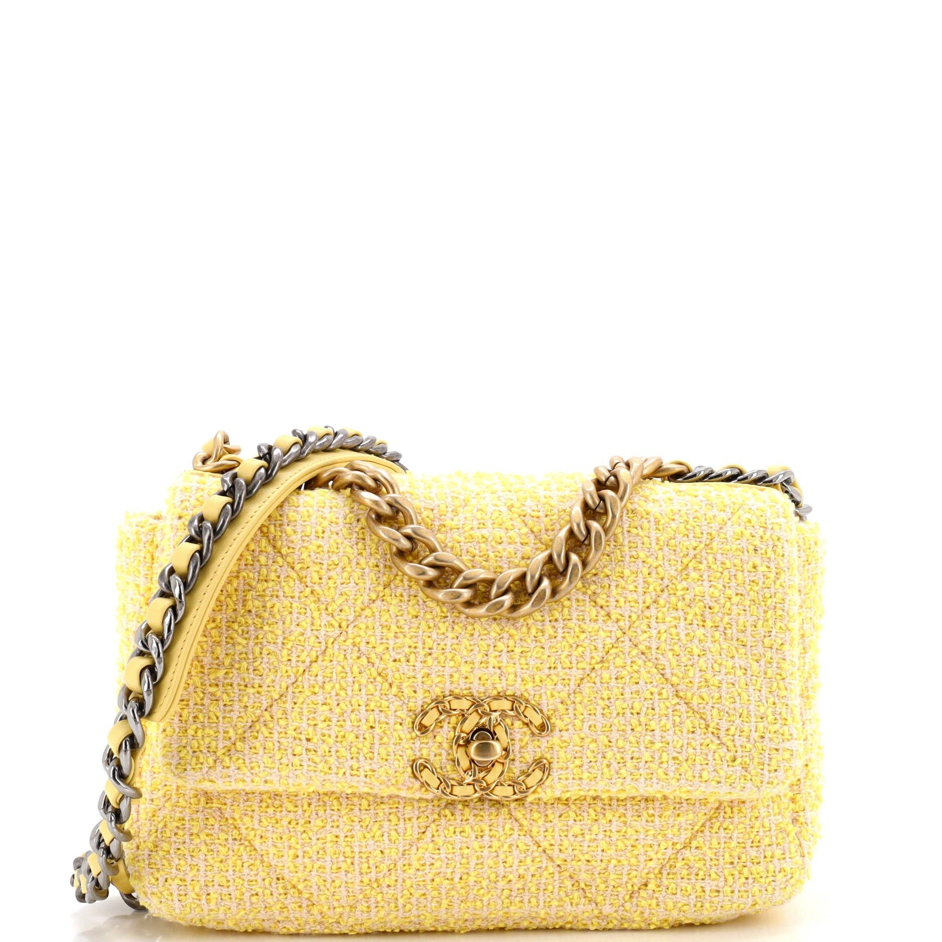 Chanel 19 Flap Bag Size ONE SIZE - 1 Thumbnail