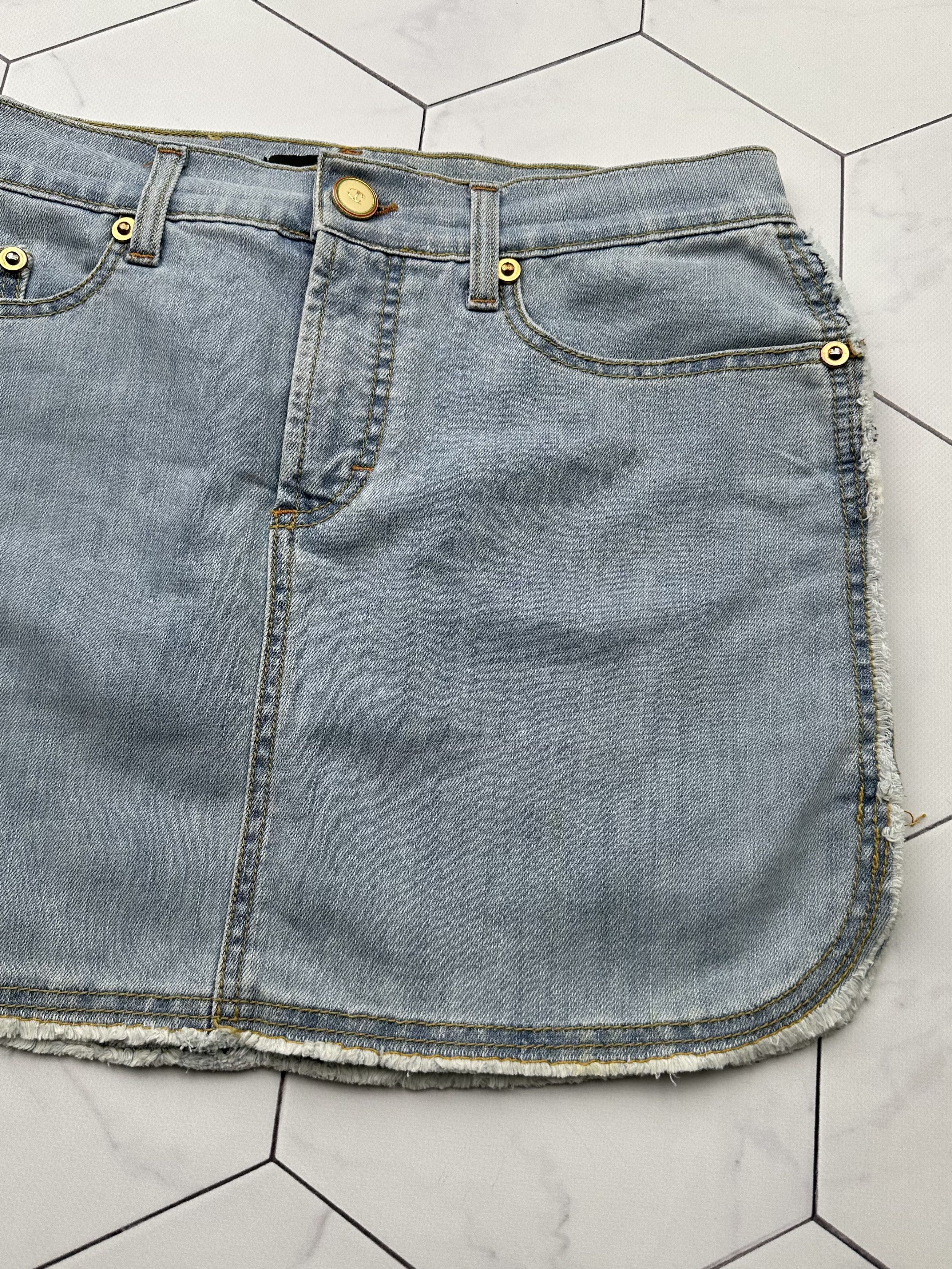Just Cavalli Just Cavalli Vintage Mini Skirt (B250) Size 30" / US 8 / IT 44 - 3 Thumbnail