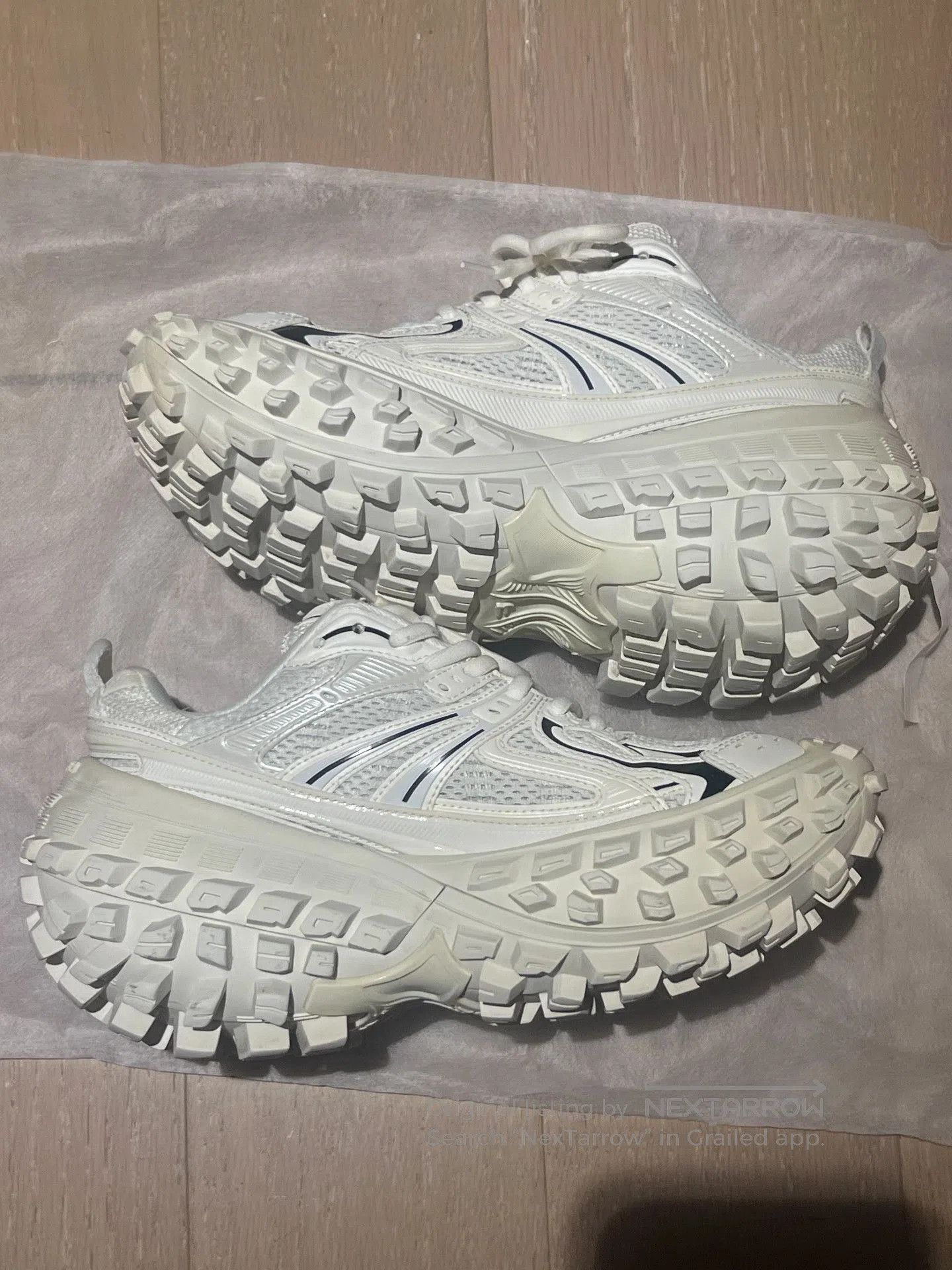 Balenciaga Balenciaga White Chunky Sole Sneakers 37. Size US 6 / IT 36 - 7 Thumbnail