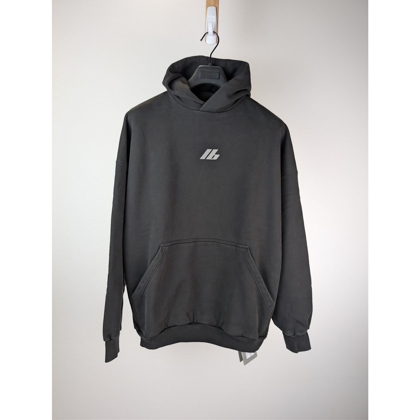 Balenciaga o1rshd1 Q:2/ Activewear Molleton Archetype Large Fit Hoodie Size US S / EU 44-46 / 1 - 2 Thumbnail