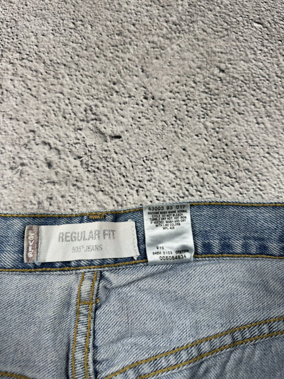 Levi's Vintage Clothing Vintage Levi’s 505 Denim Jean Blue Baggy Faded 90s Regular Size US 36 / EU 52 - 9 Thumbnail