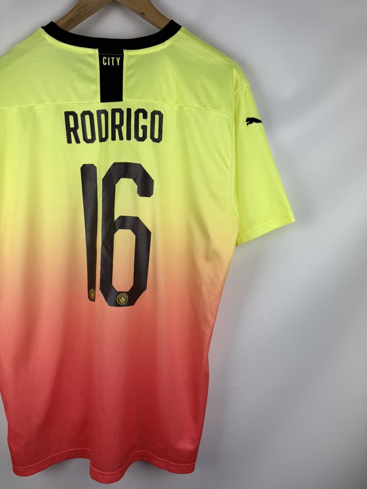 Puma Manchester City 2019-20 Third Kit #16 Rodrigo Jersey Shirt Size US XL / EU 56 / 4 - 18 Thumbnail