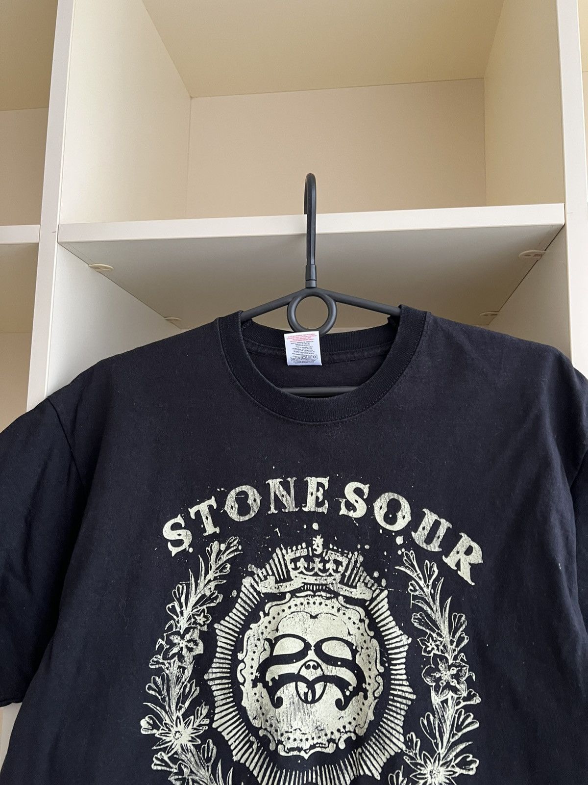 Band Tees Vintage Stone Sour Band Tee Rock T-Shirt Tour 2007 Size L Size US L / EU 52-54 / 3 - 5 Thumbnail