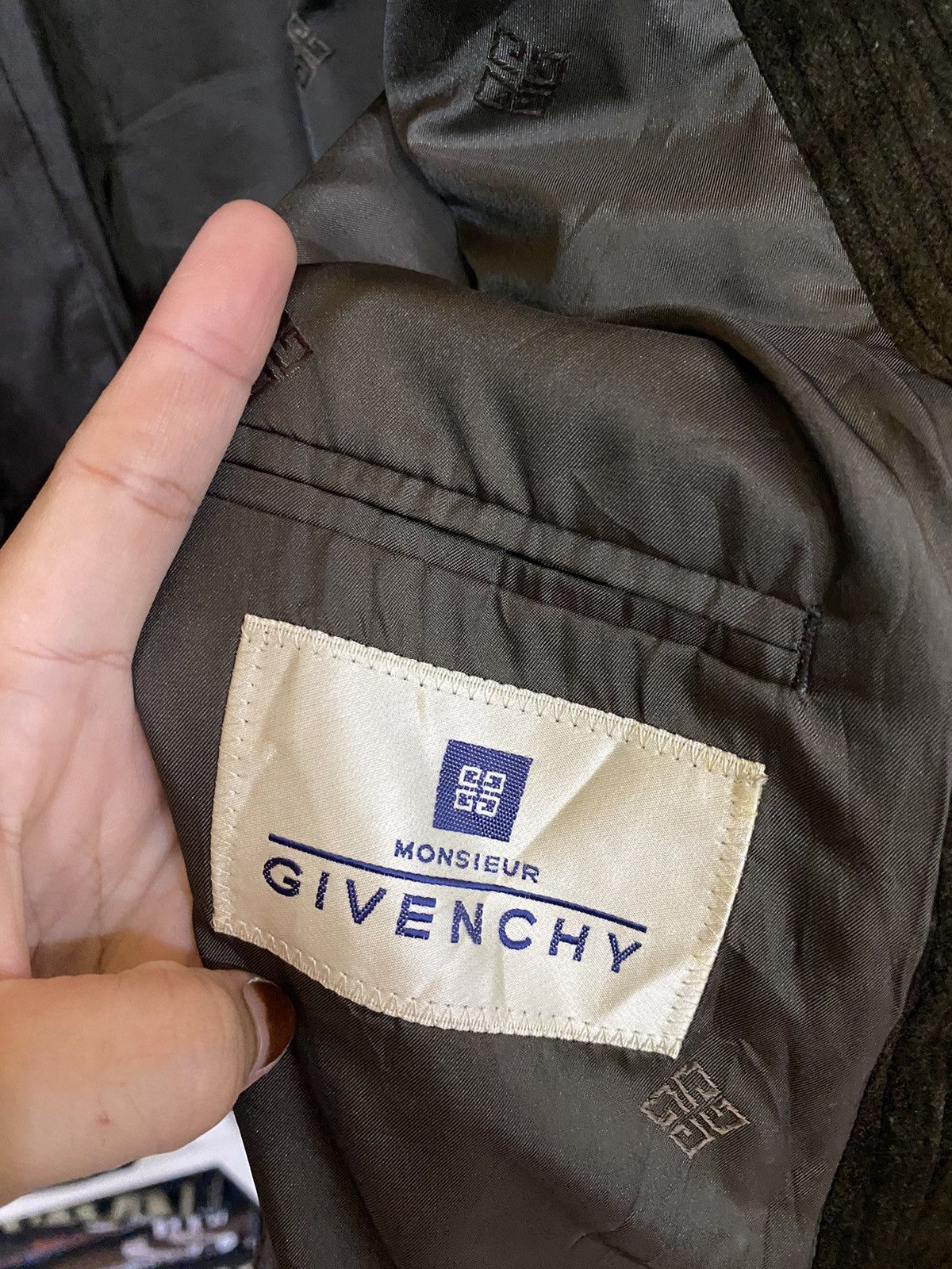 Givenchy × Vintage Vintage Givenchy Jacket Size US L / EU 52-54 / 3 - 14 Thumbnail