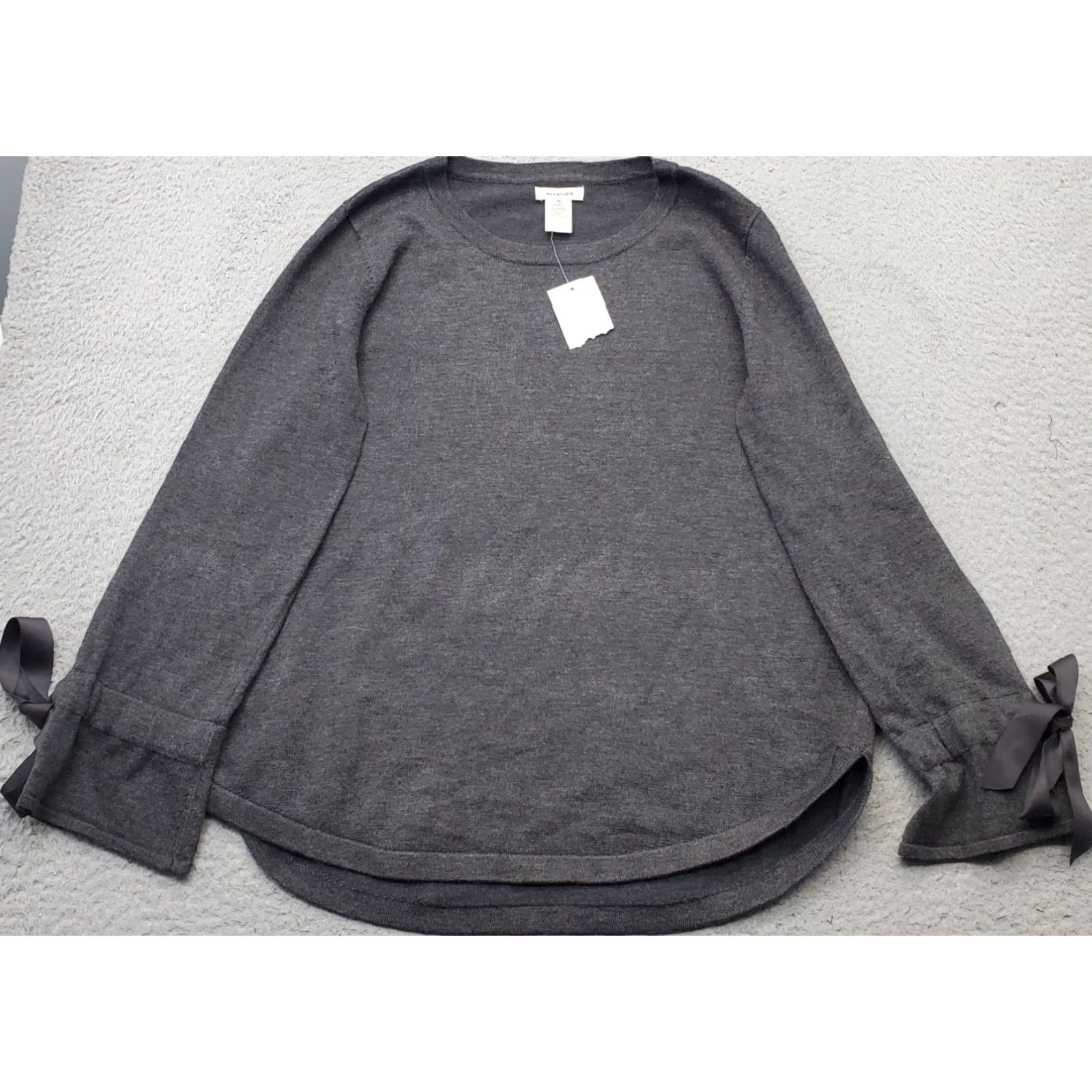 Vintage Max Studio Sweater Womens Size M Gray Knit Curved Hem Tie Bell Sleeve Pullover Size M / US 6-8 / IT 42-44 - 2 Thumbnail
