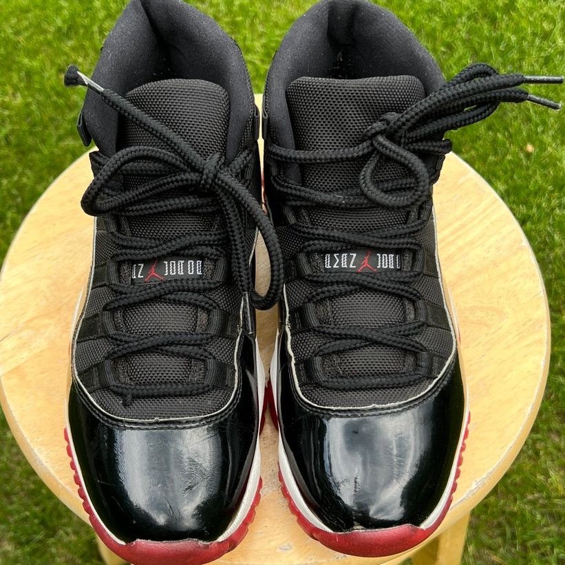 Jordan Brand × Nike Nike Air Jordan 11 Retro Bred 2019 Men's Shoes - Size 7 Size US 7 / EU 40 - 4 Thumbnail