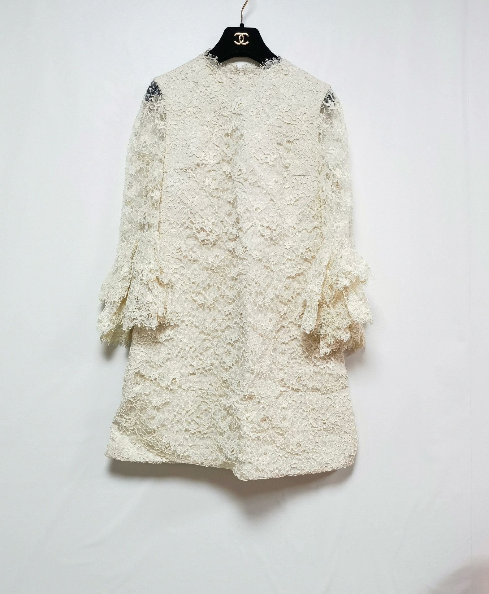 Saint Laurent Paris Saint Laurent Beige Lace Bell-Sleeve Dress Size S / US 4 / IT 40 - 1 Thumbnail