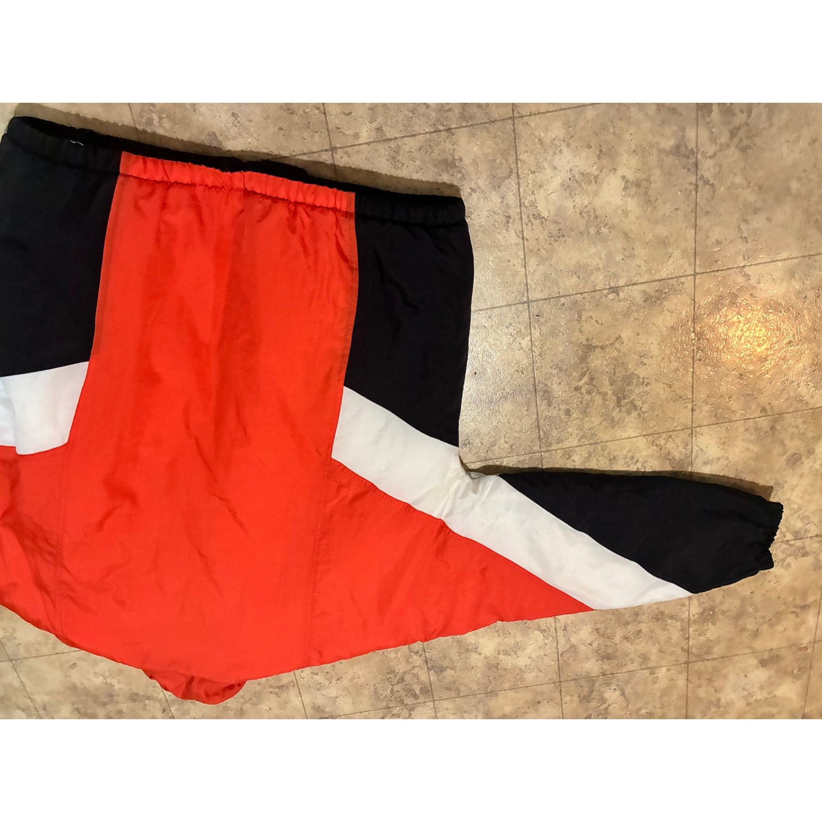 Holloway Vintage UI Holloway Nylon Jacket XL Red/White/Black Size US XL / EU 56 / 4 - 10 Thumbnail