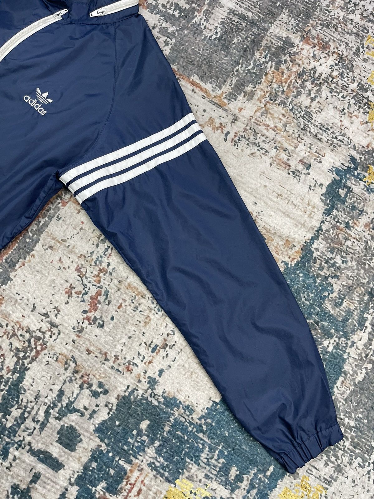 Adidas Vintage Adidas Trifoil Striped Lightweight Windbreaker’s Size US S / EU 44-46 / 1 - 3 Thumbnail