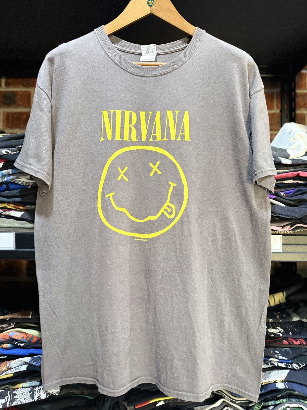 Band Tees Vintage Nirvana Smile Grunge Kurt Cobain Promo Faded Tee Size US L / EU 52-54 / 3 - 1 Thumbnail