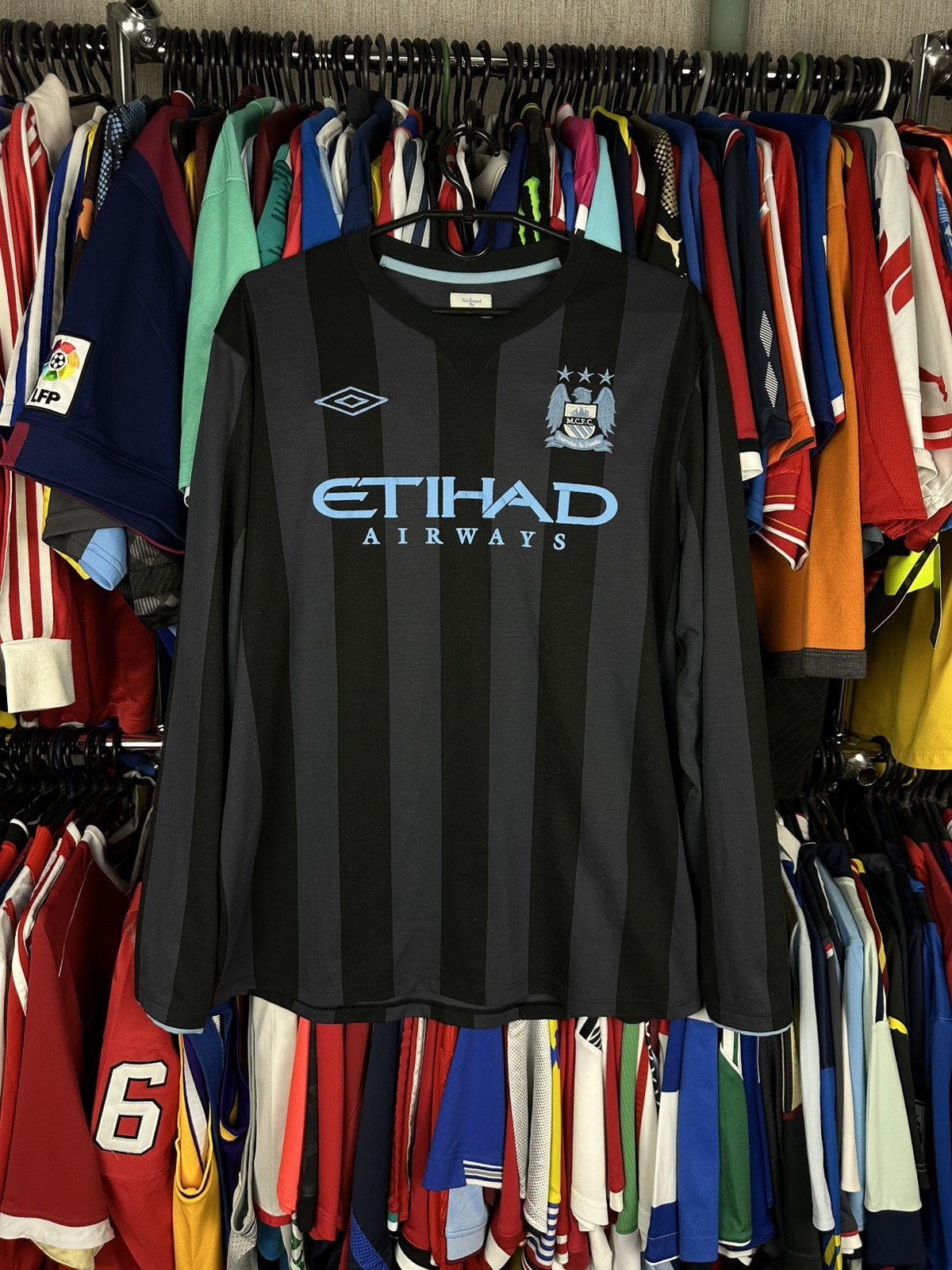 Umbro Manchester City Third football shirt 2012 Soccer Umbro Jerse Size US L / EU 52-54 / 3 - 1 Thumbnail