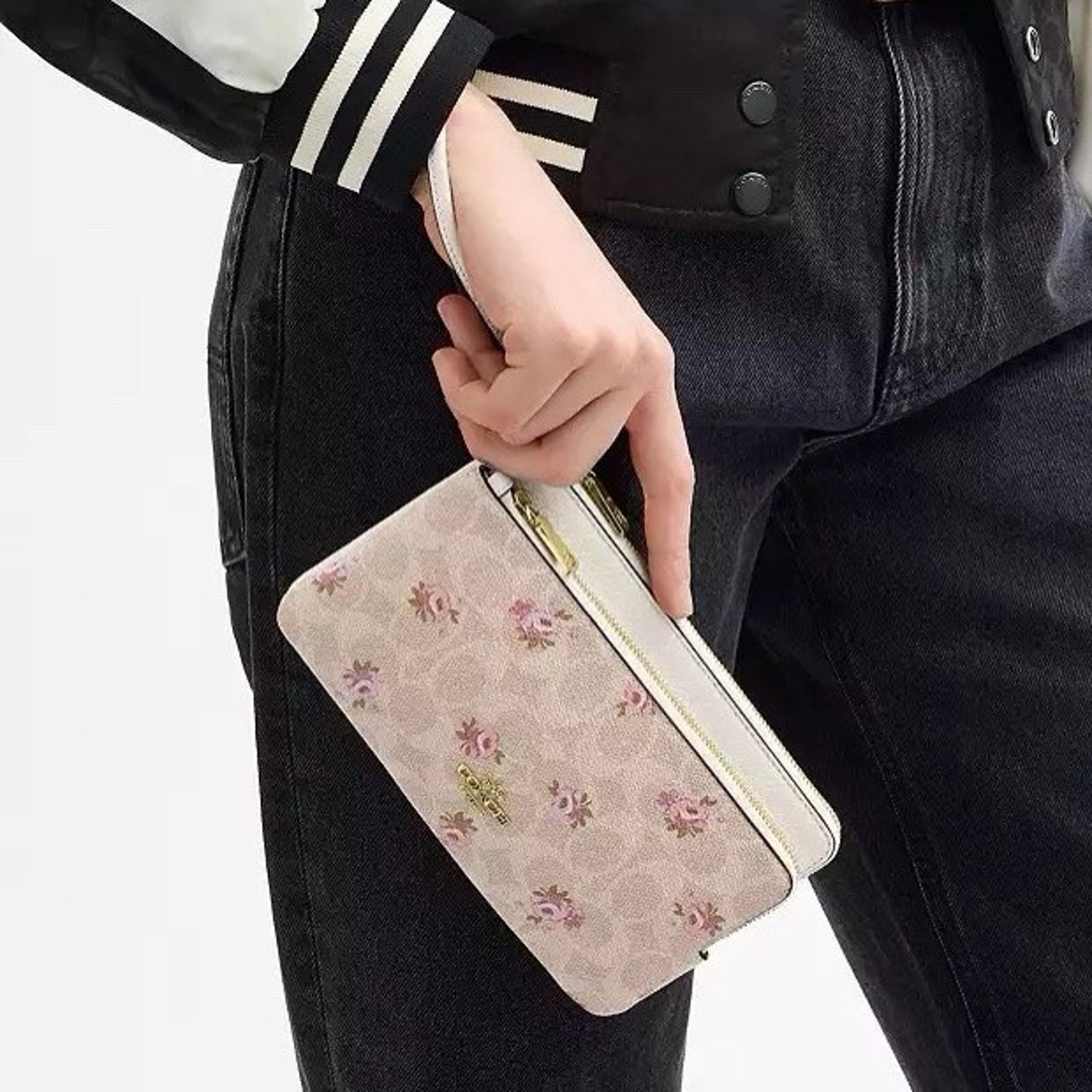 Coach NWT Coach Double Zip Wallet Phone Signature Floral CAR09 Size ONE SIZE - 7 Thumbnail
