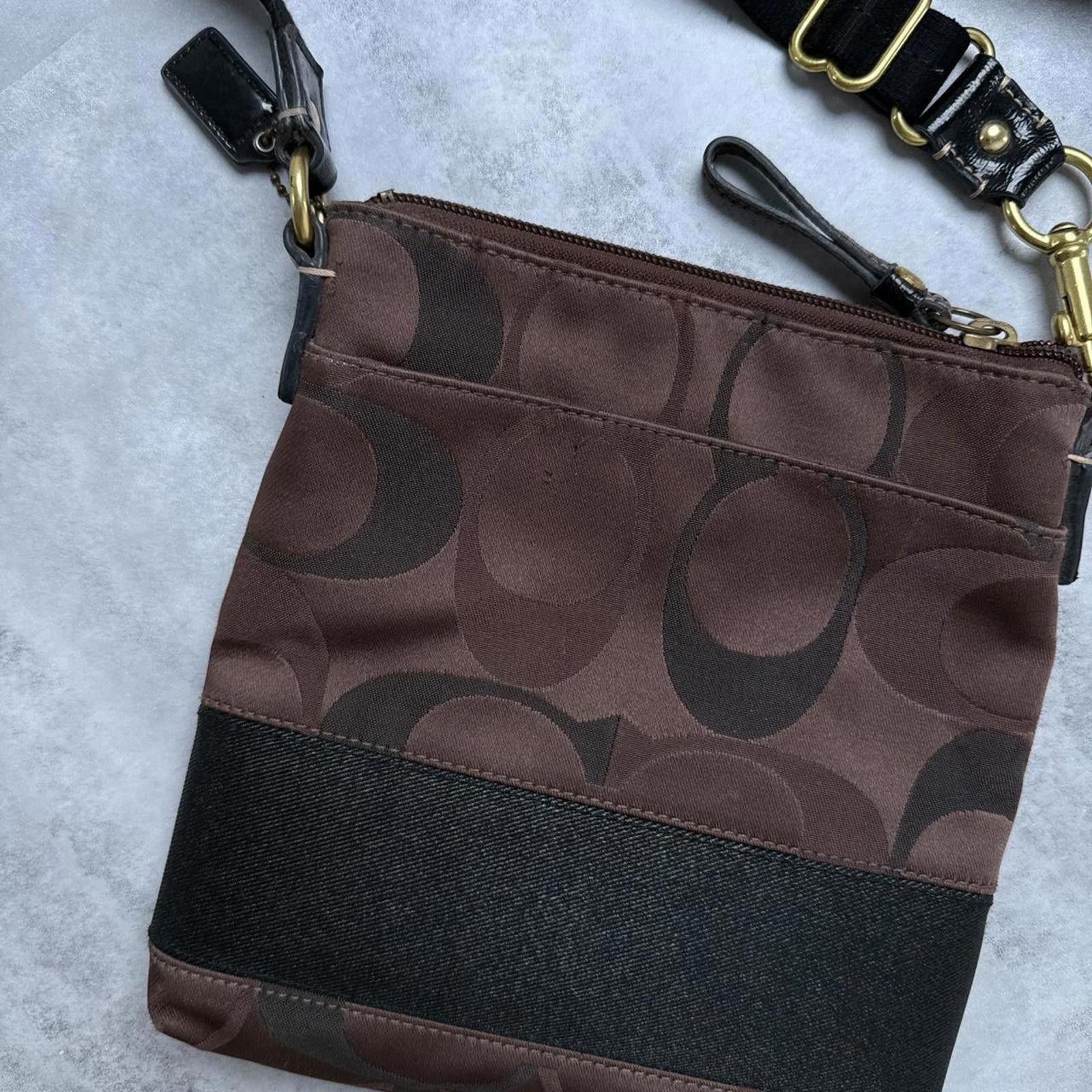 Coach Y2K Coach Brown Crossbody Shoulder Bag Size ONE SIZE - 6 Thumbnail