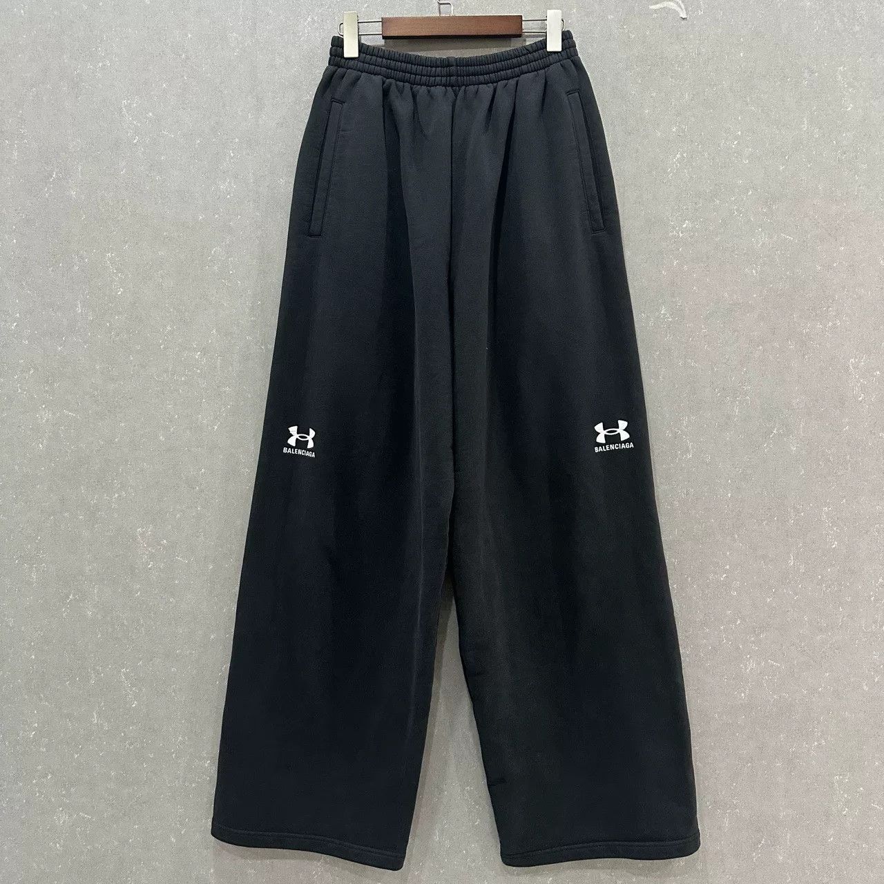 Balenciaga Balenciaga x Under Armour Embroidered Logo Wide-Leg Sweatpants Size 22" - 1 Thumbnail