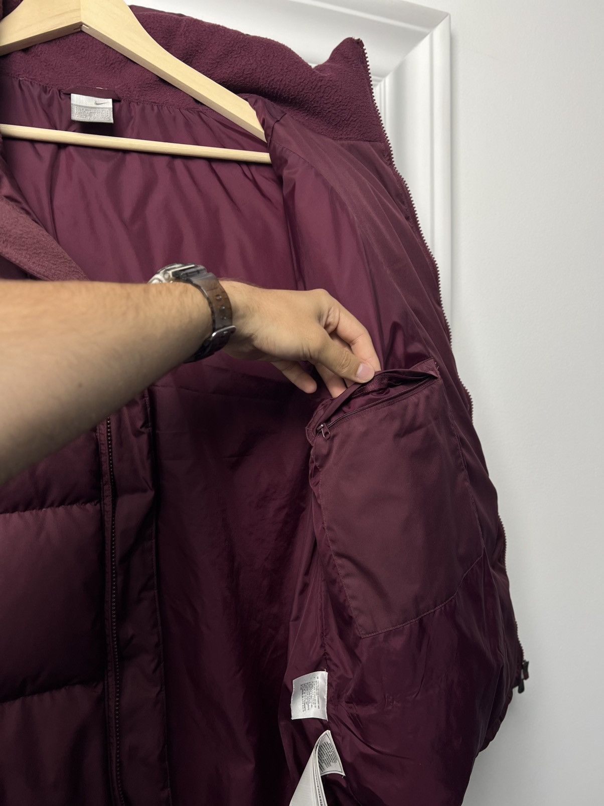 Nike Nike Vintage Burgundy Down Puffer Vest Men’s L Size US L / EU 52-54 / 3 - 16 Thumbnail
