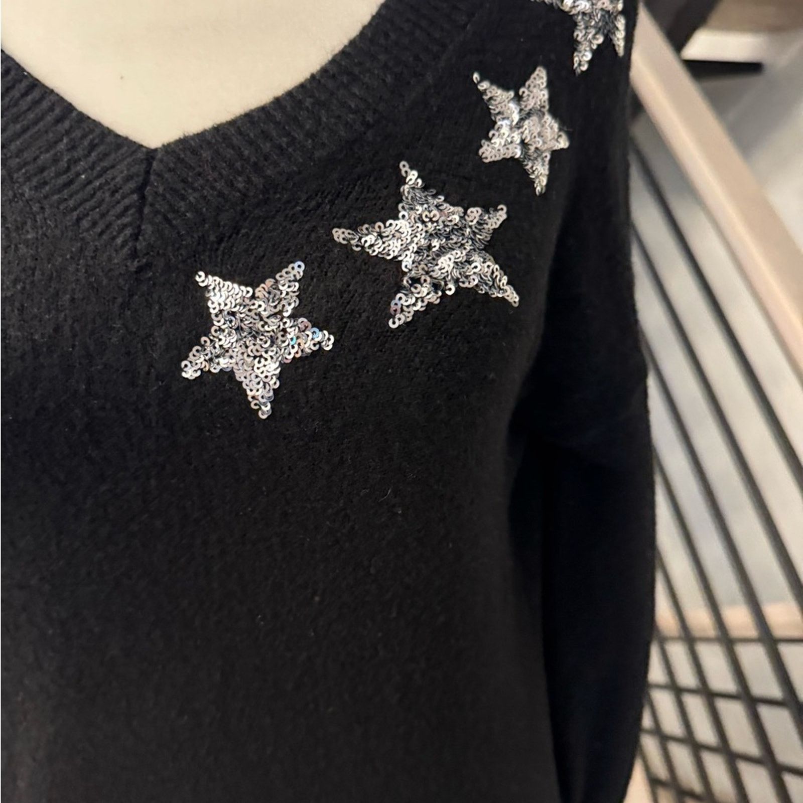 Loft New LOFT Black V-Neck Sweater with Star Accents Size S / US 4 / IT 40 - 4 Thumbnail