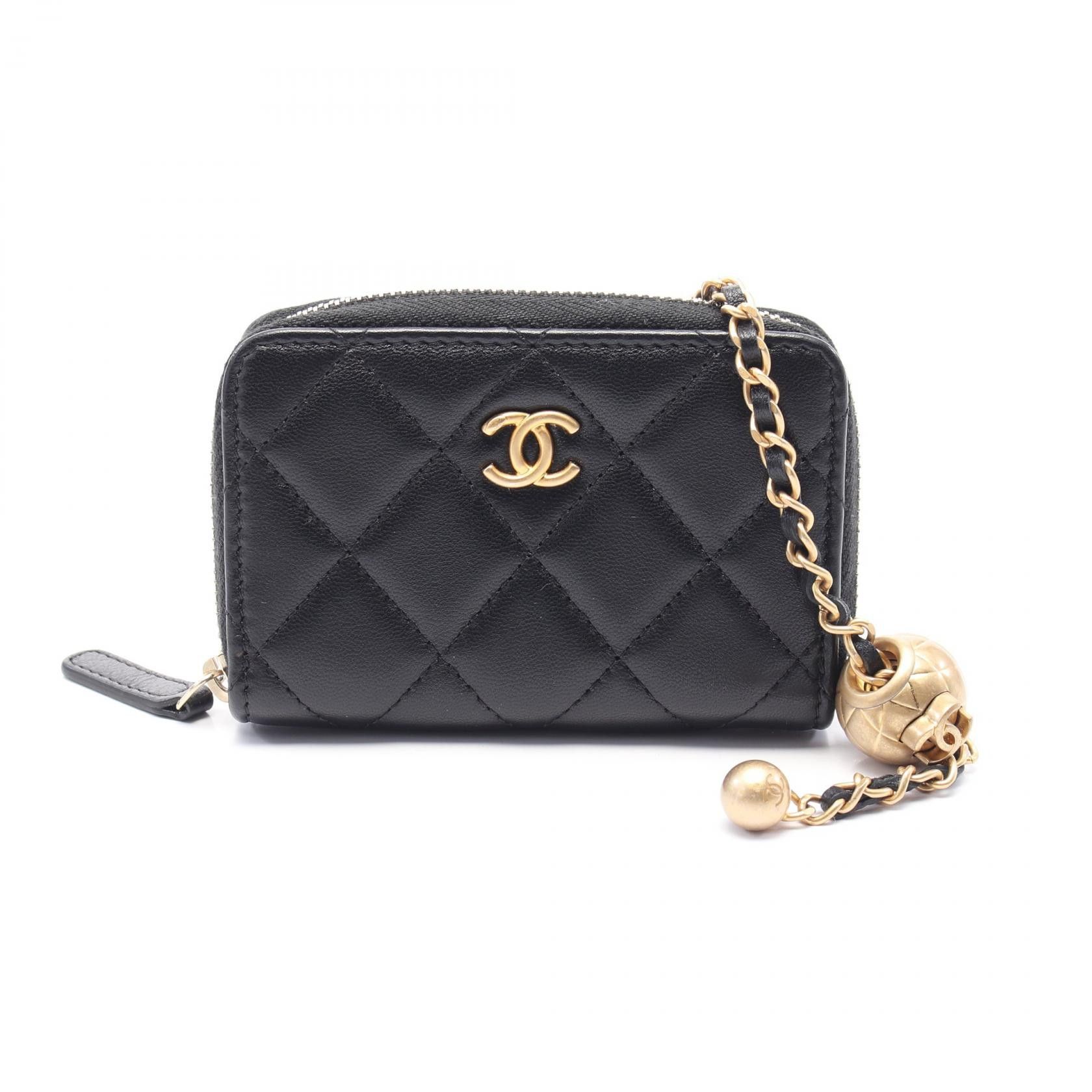 Chanel Chanel Matelasse Lambskin Shoulder Bag Leather Shoulder Bag Ap2462 in Black, Women's
