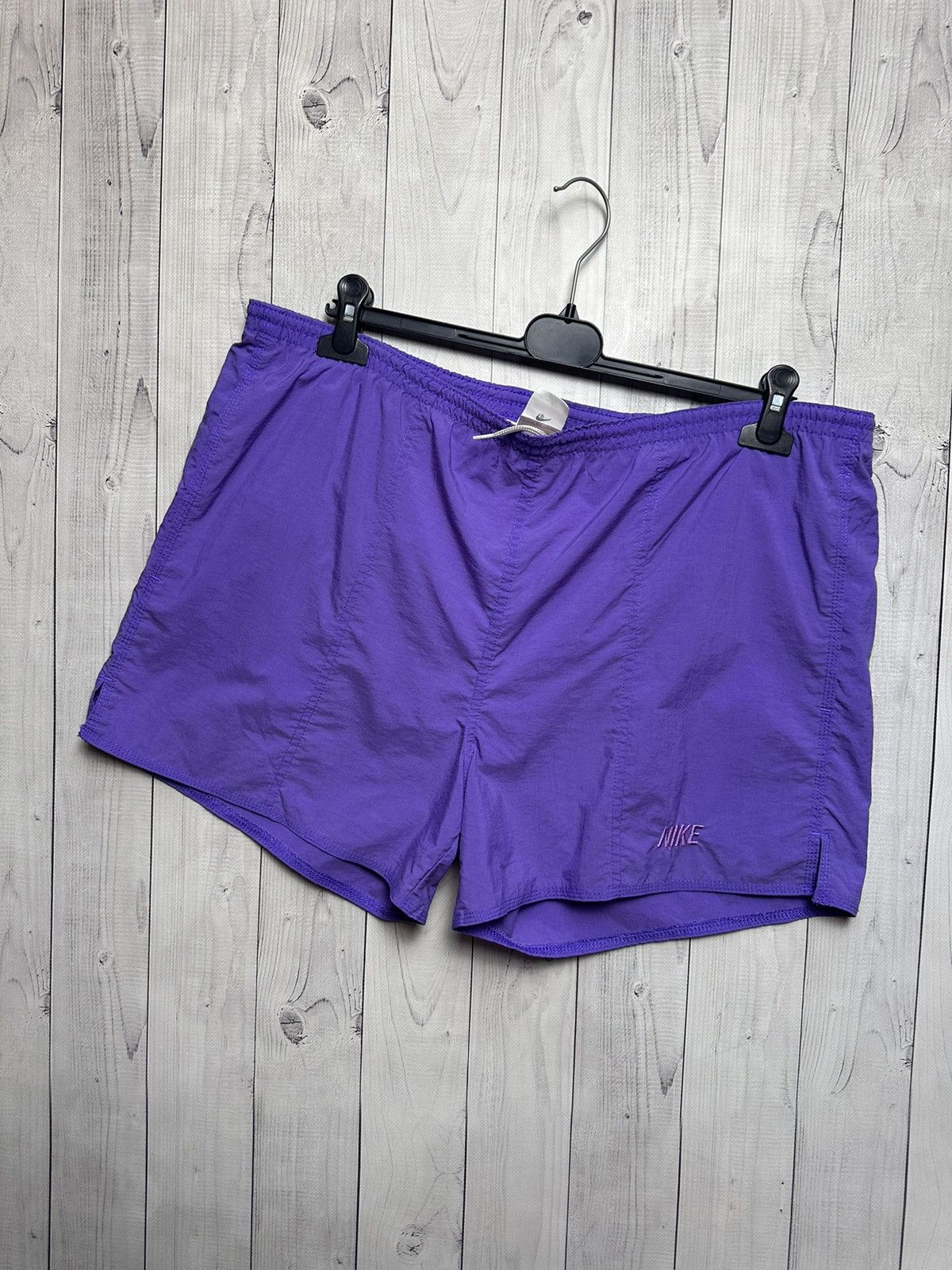 Nike × Vintage Vintage Nike logo shorts purple rare size L Size US 34 / EU 50 - 1 Thumbnail