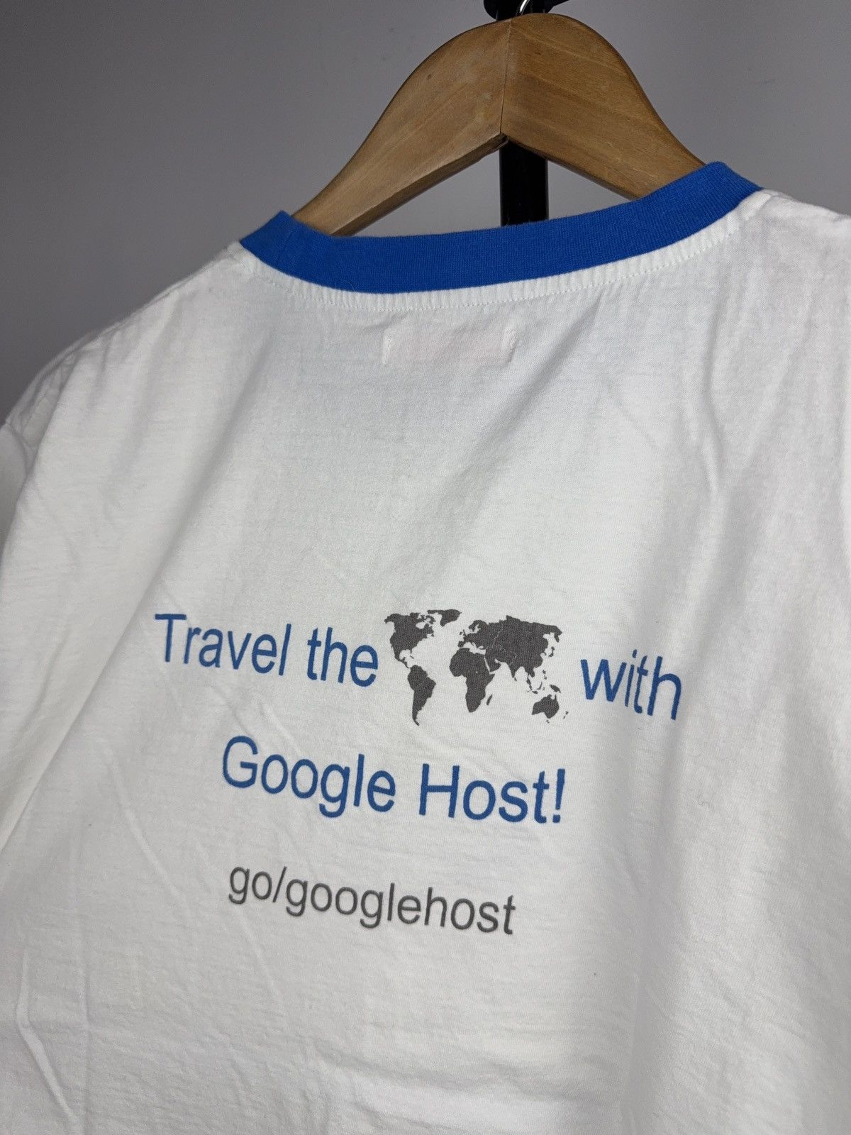 Vintage 00s Retro Google Host Promo Ringer T-Shirt Travel the World Size US S / EU 44-46 / 1 - 11 Thumbnail