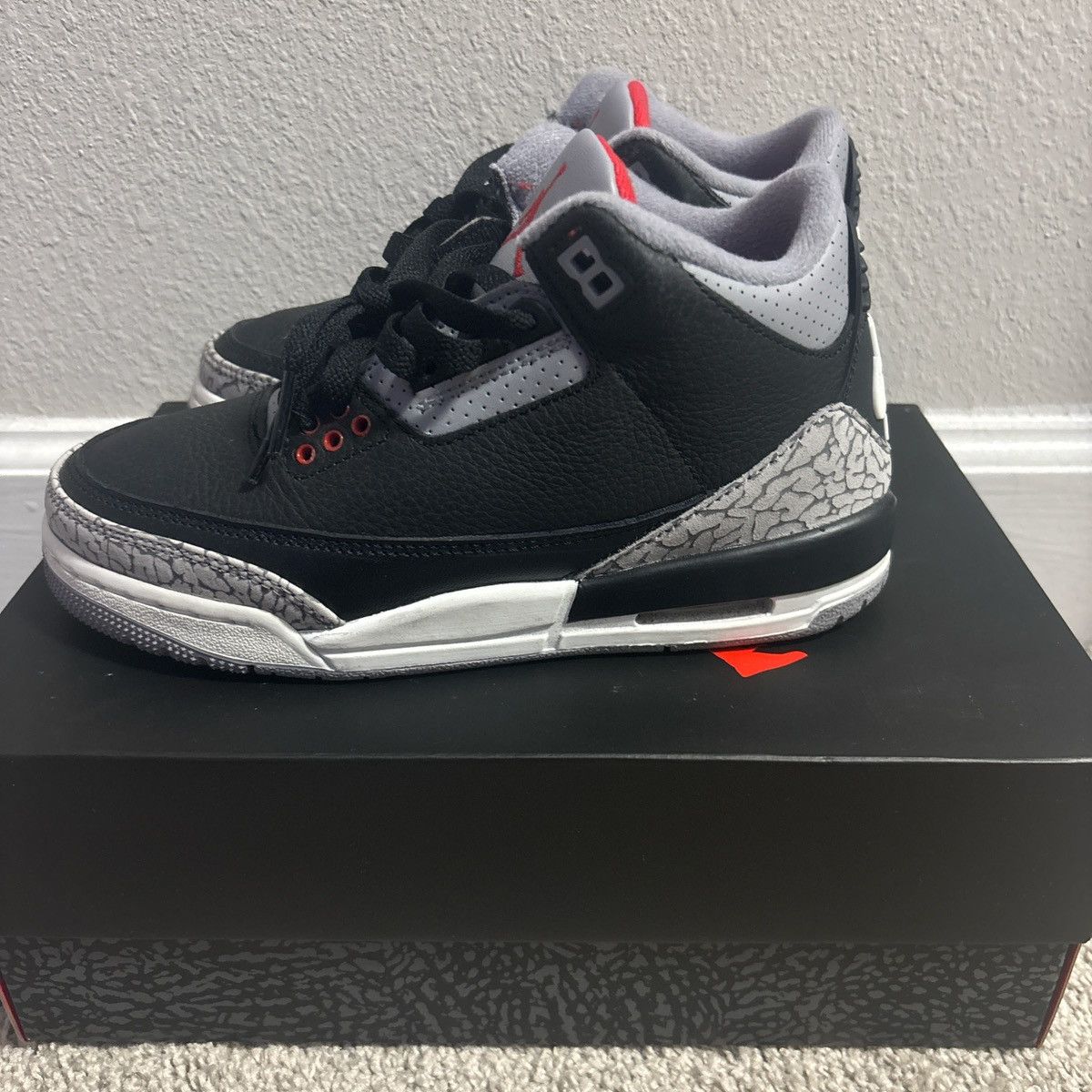 Nike Jordan 3 cements Size US 5 / EU 37 - 5 Thumbnail
