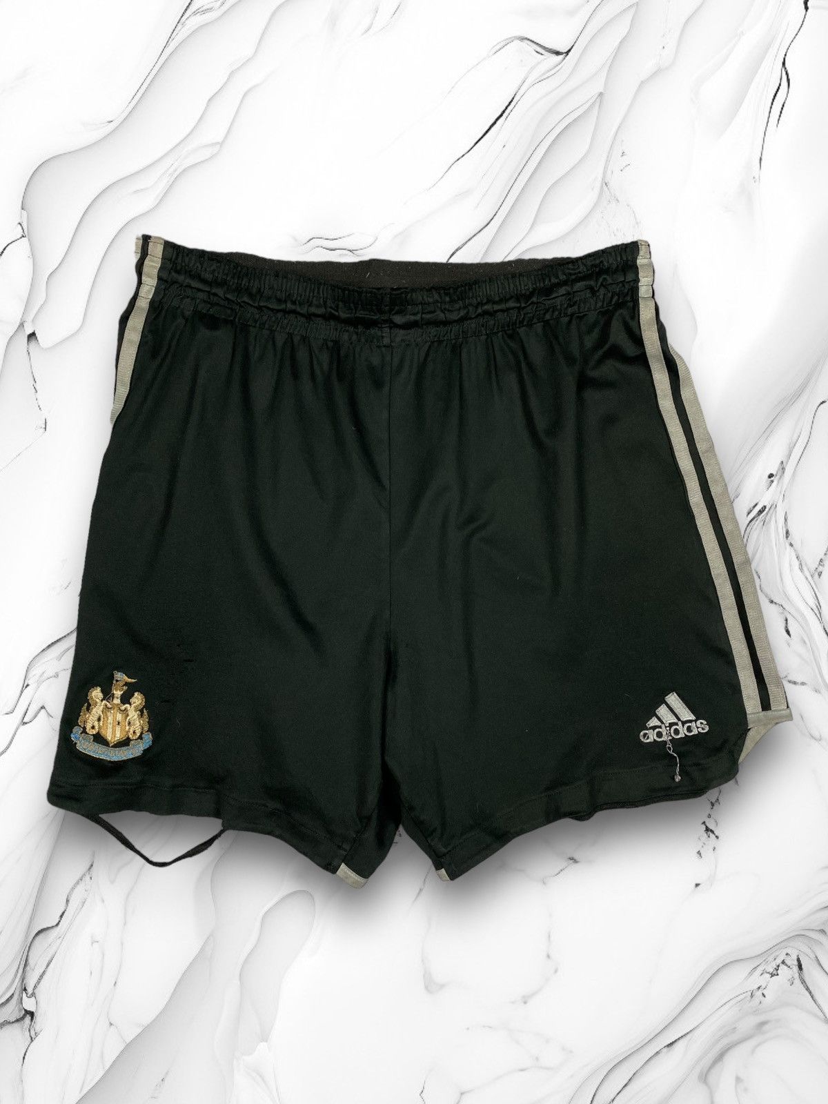 Adidas × Vintage Vintage Adidas New Castle Distressed Soccer Jersey Shorts Size US 32 / EU 48 - 1 Thumbnail
