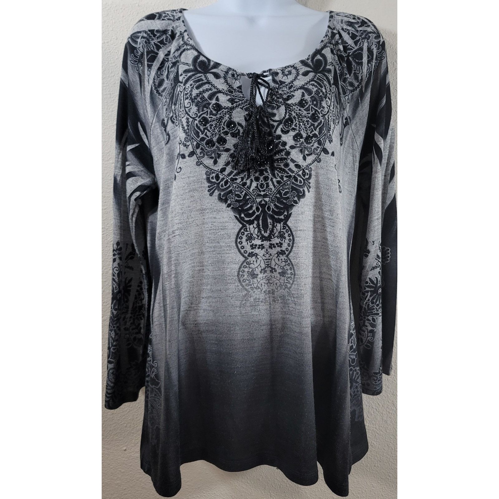 Other World Unity Woman Black Floral Rhinestone Tassel Tie Top 0X Size XS / US 0-2 / IT 36-38 - 1 Thumbnail