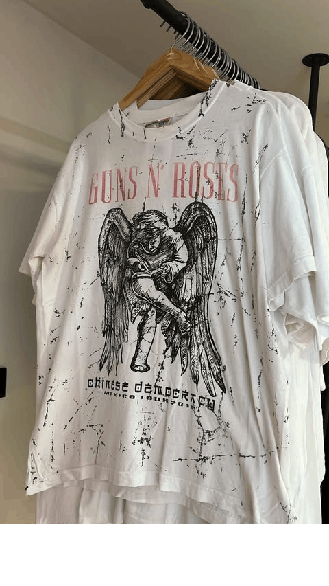 Band Tees 2011 Guns n Roses Tour Size US XL / EU 56 / 4 - 1 Preview