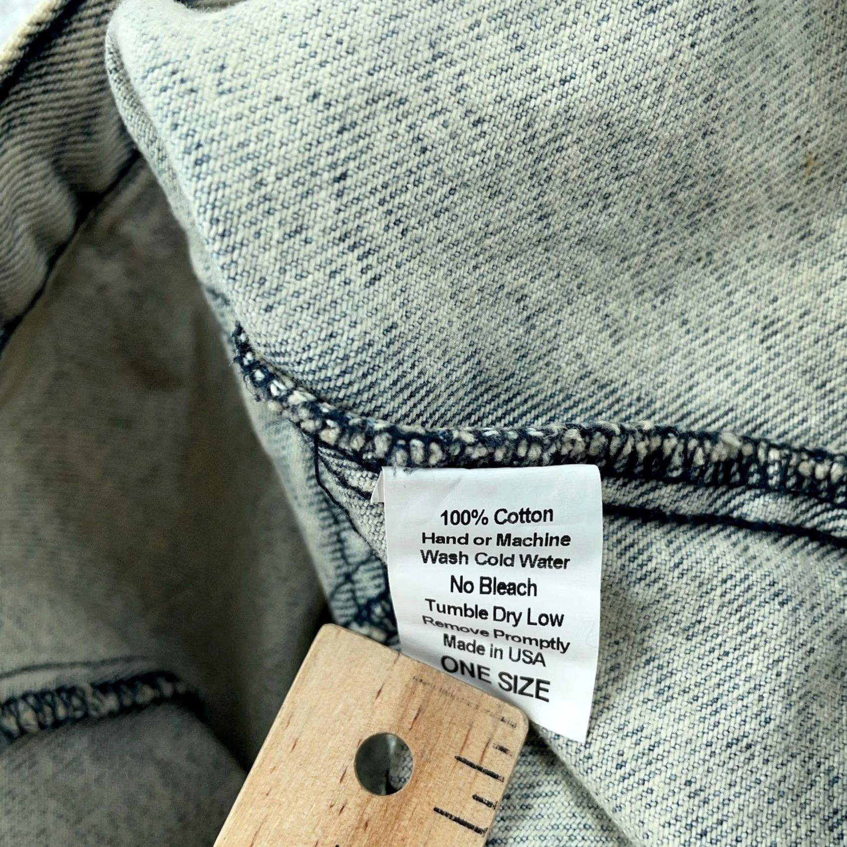 Brandy Melville Brandy Melville Denim Vest Womens One Size Acid Wash Trucker Button Front USA Vest Blue Size ONE SIZE - 4 Thumbnail