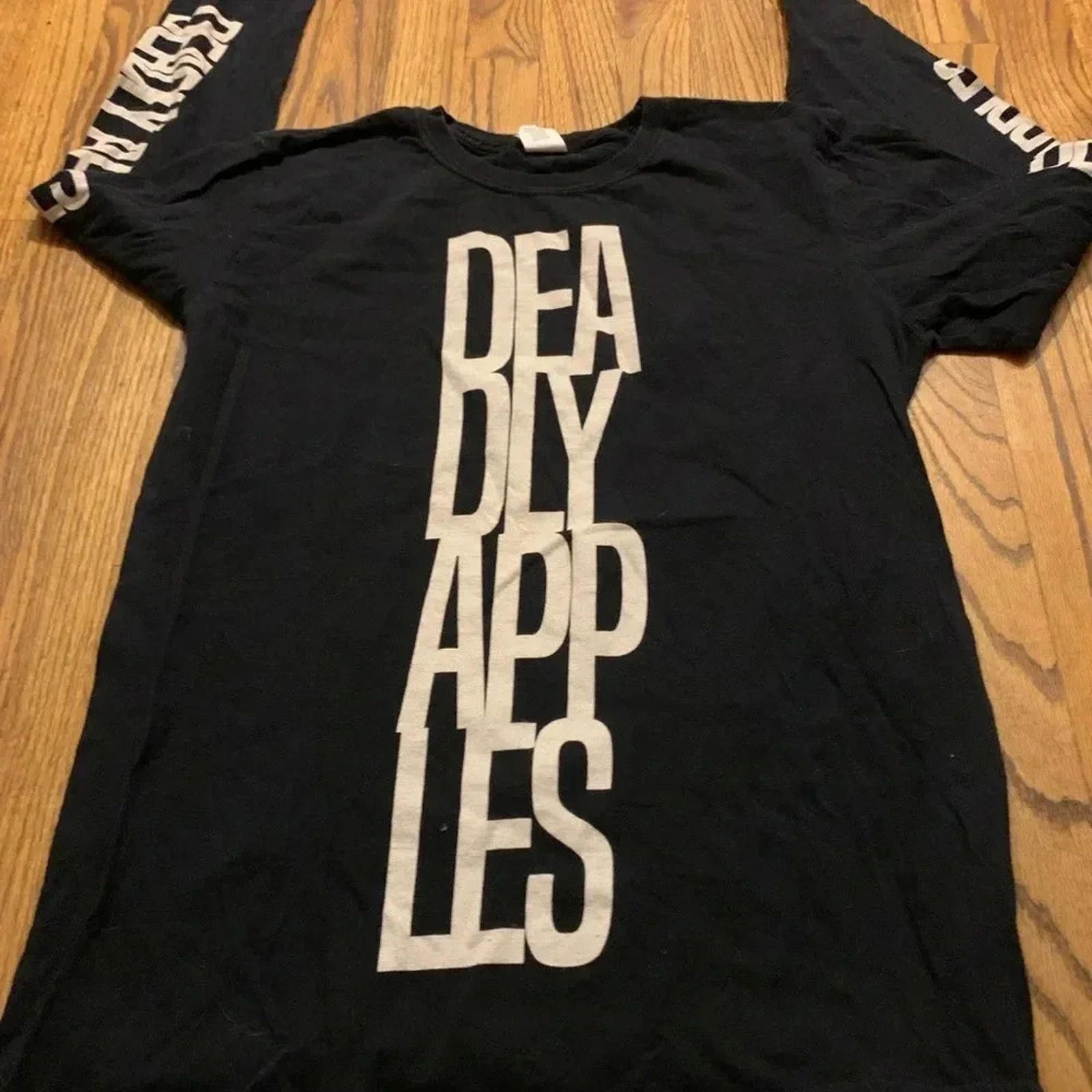 Designer Deadly apples long sleeve tee Size US M / EU 48-50 / 2 - 1 Thumbnail