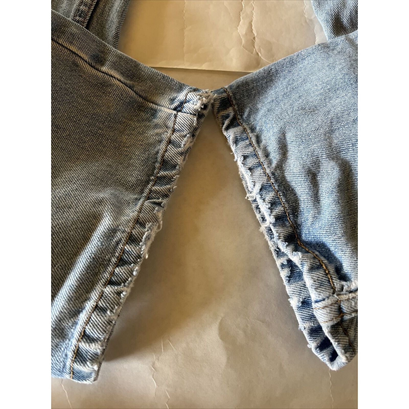 Levi's Levi’s 505 Jeans Mens 32x30 Light Wash Denim Cotton Blue Size US 32 / EU 48 - 8 Thumbnail