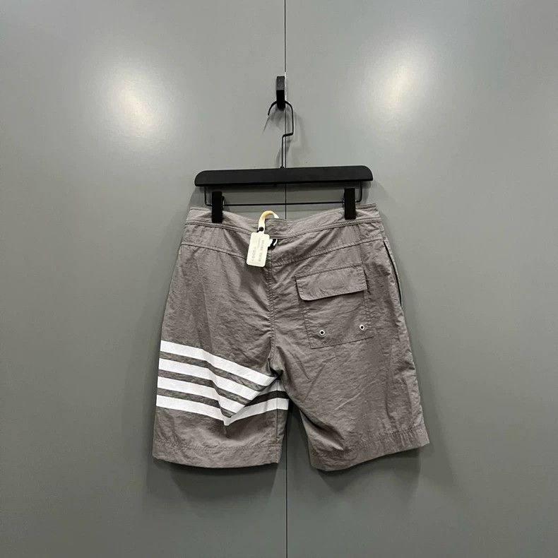 Thom Browne Thom browne Size 0 Gray four-striped tie-on shorts 2503-Ne Size US 29 - 2 Thumbnail