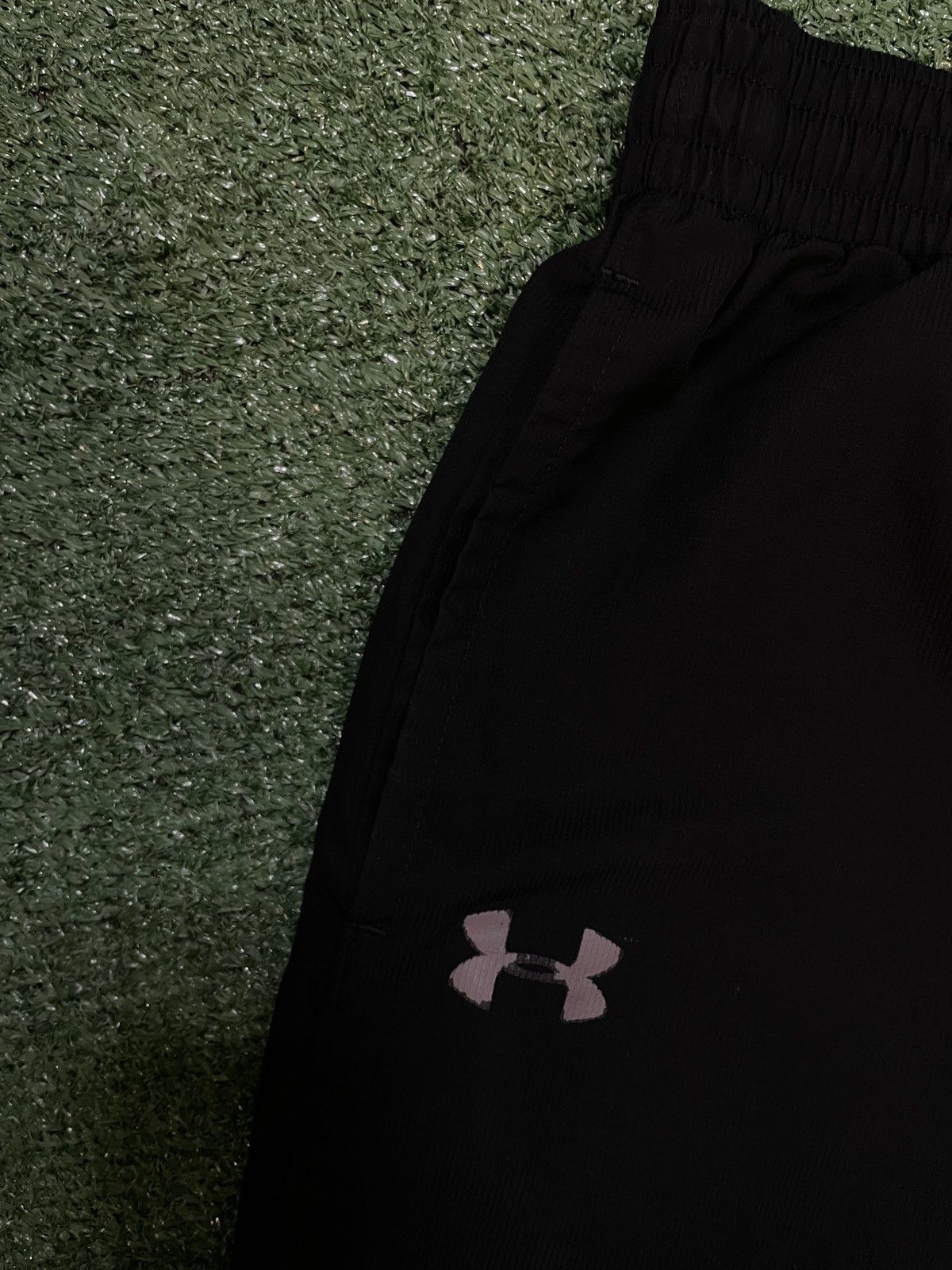 Under Armour Under Armour straight leg black pants Size US 34 / EU 50 - 3 Thumbnail